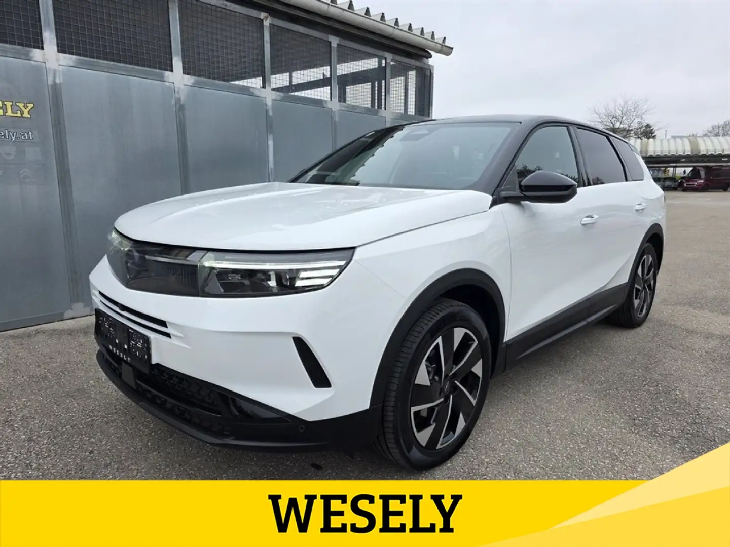 Opel Grandland 1.2 MHEV GS Aut. Weiß - 1