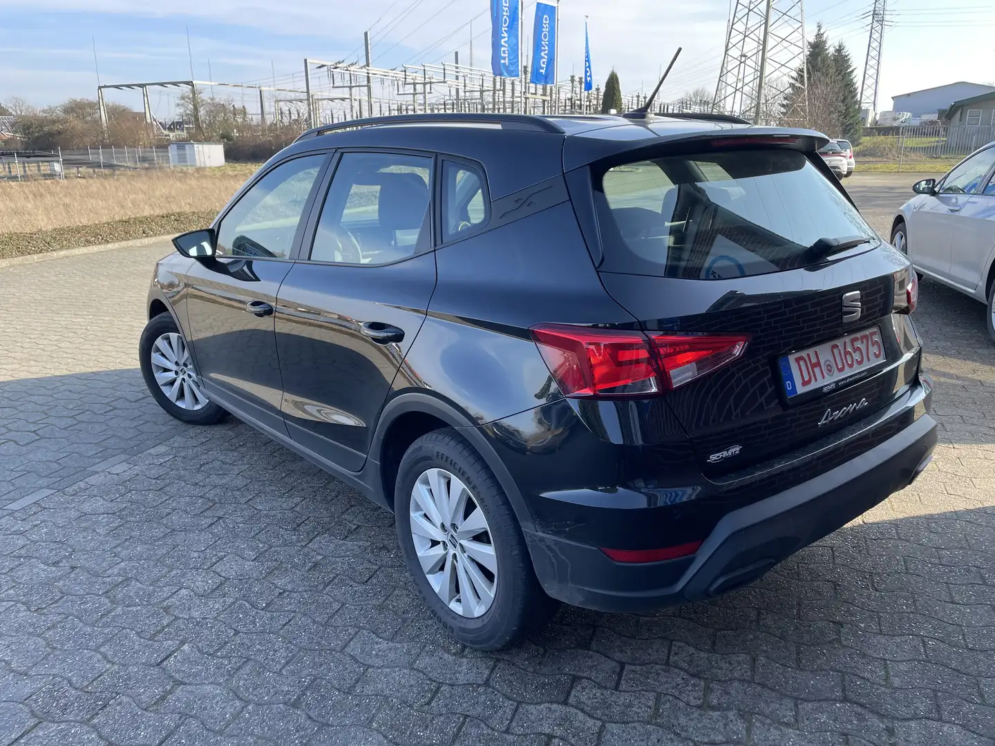 SEAT Arona Style, LED, FullLink, PDC, SHZ, usw. Schwarz - 2