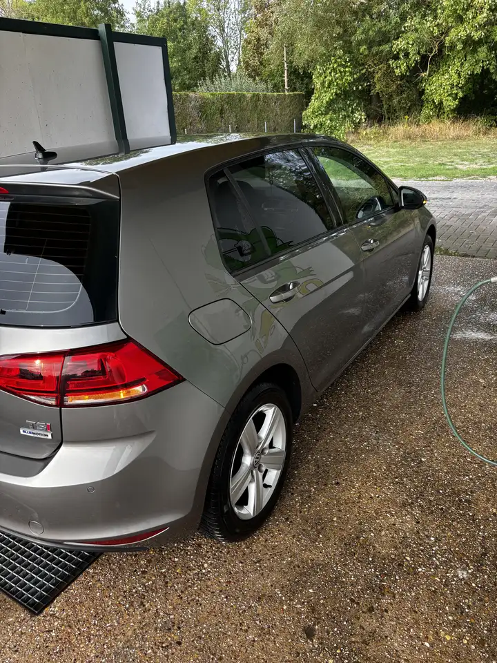 Volkswagen Golf Standard Model — photo 3