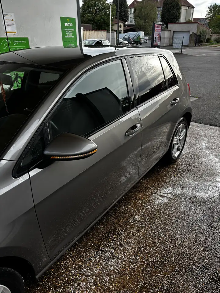 Volkswagen Golf Standard Model — photo 2
