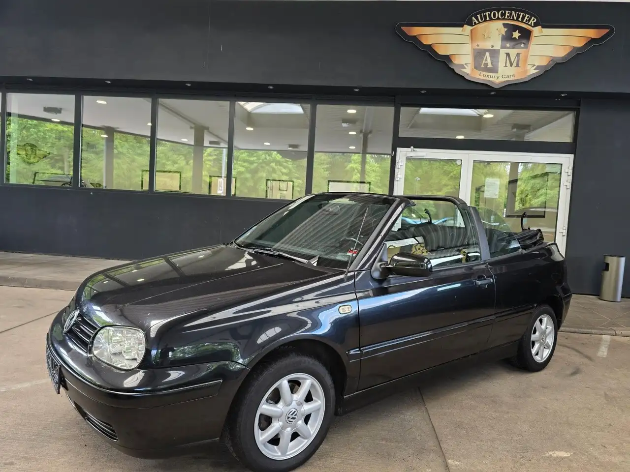 Volkswagen Golf IV Cabriolet 1.8 SPORT ALUFELGEN/SONY/BLACK, foto 1