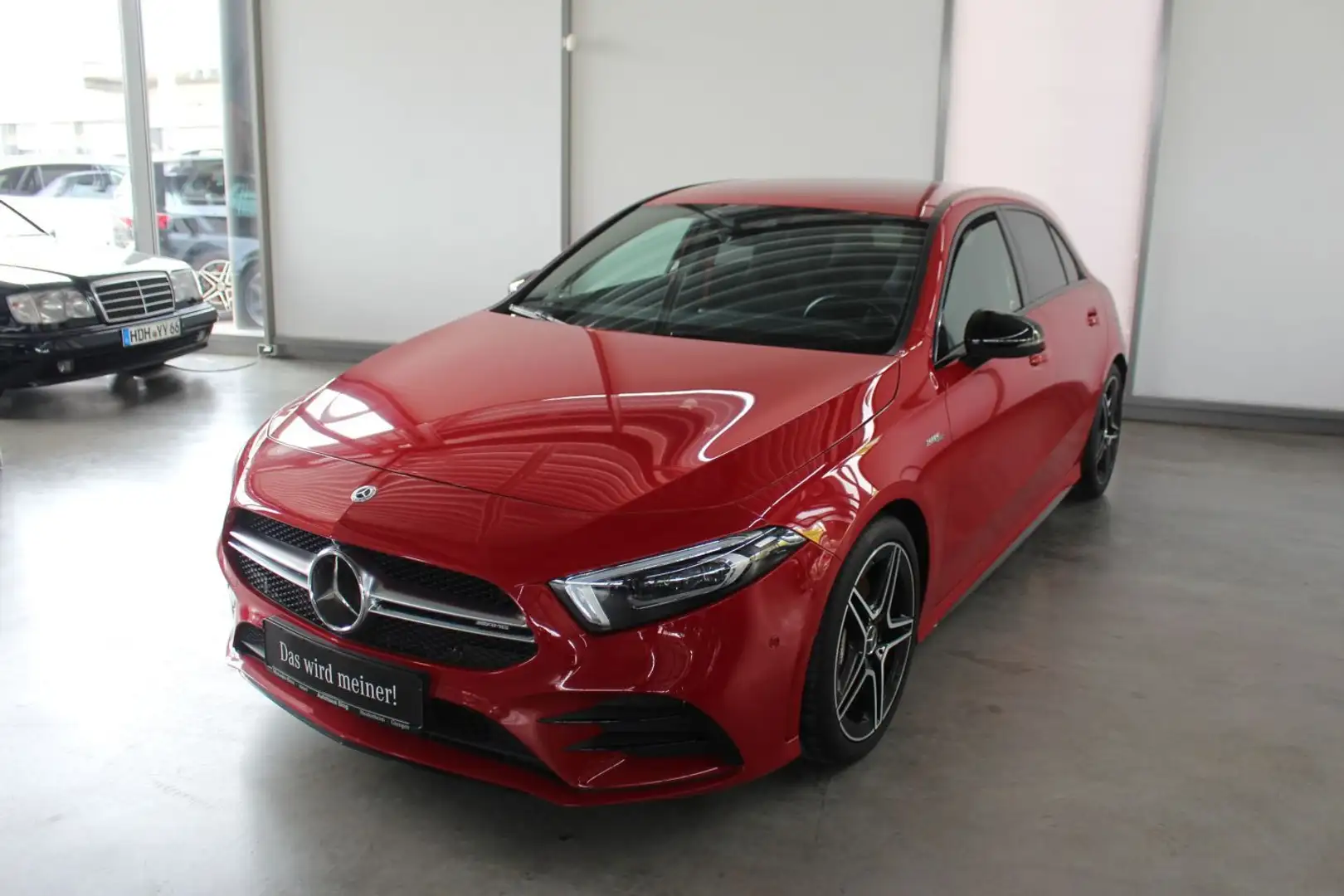 Mercedes-Benz A 35 AMG 4MATIC DISTRONIC Multibeam LED Ambiente Roşu - 1