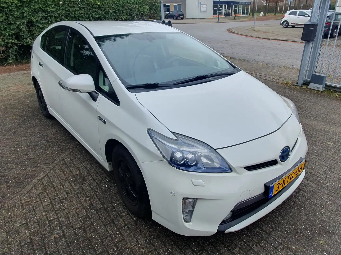 Toyota Prius 1.8 Plug-in Executive Business Leder alle opties Blanc - 1