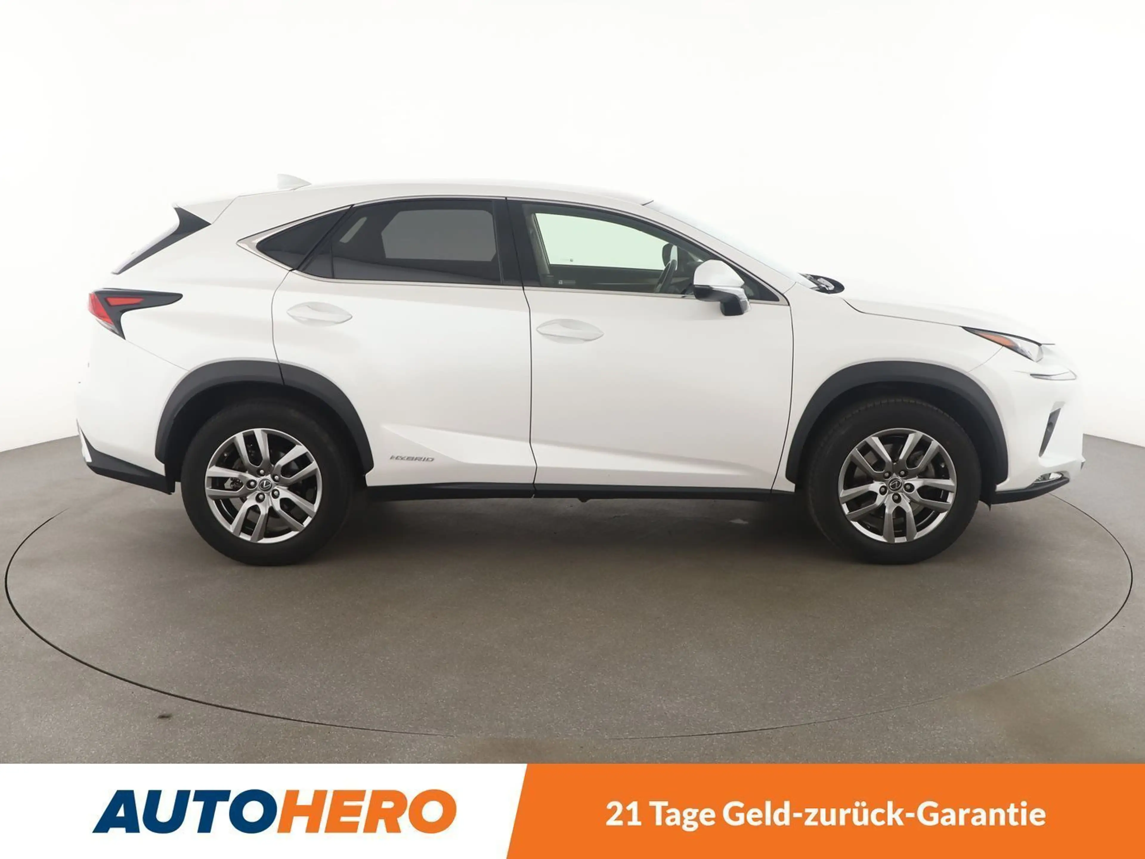 Lexus NX 300h NX 300h E-Four Executive Line Aut.*NAVI*PDC* — photo 7