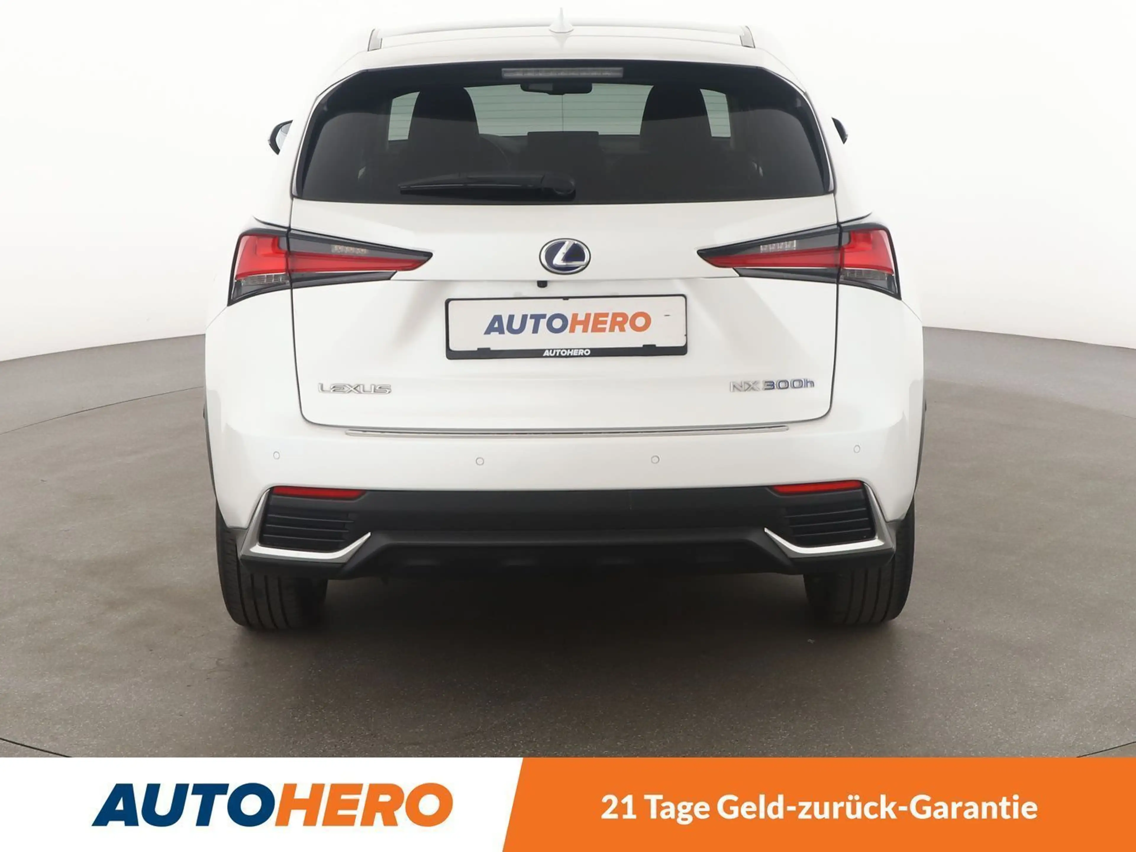 Lexus NX 300h NX 300h E-Four Executive Line Aut.*NAVI*PDC* — photo 5