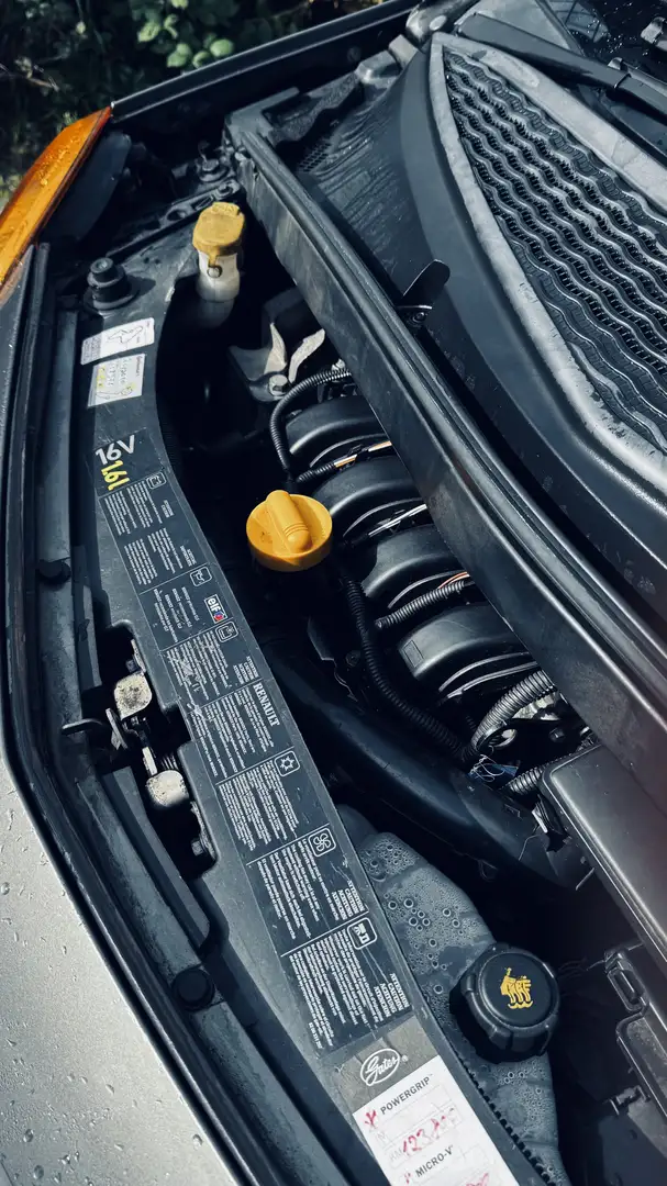 Renault Modus 1.6 16V ESP Aut. Dynamique - 2