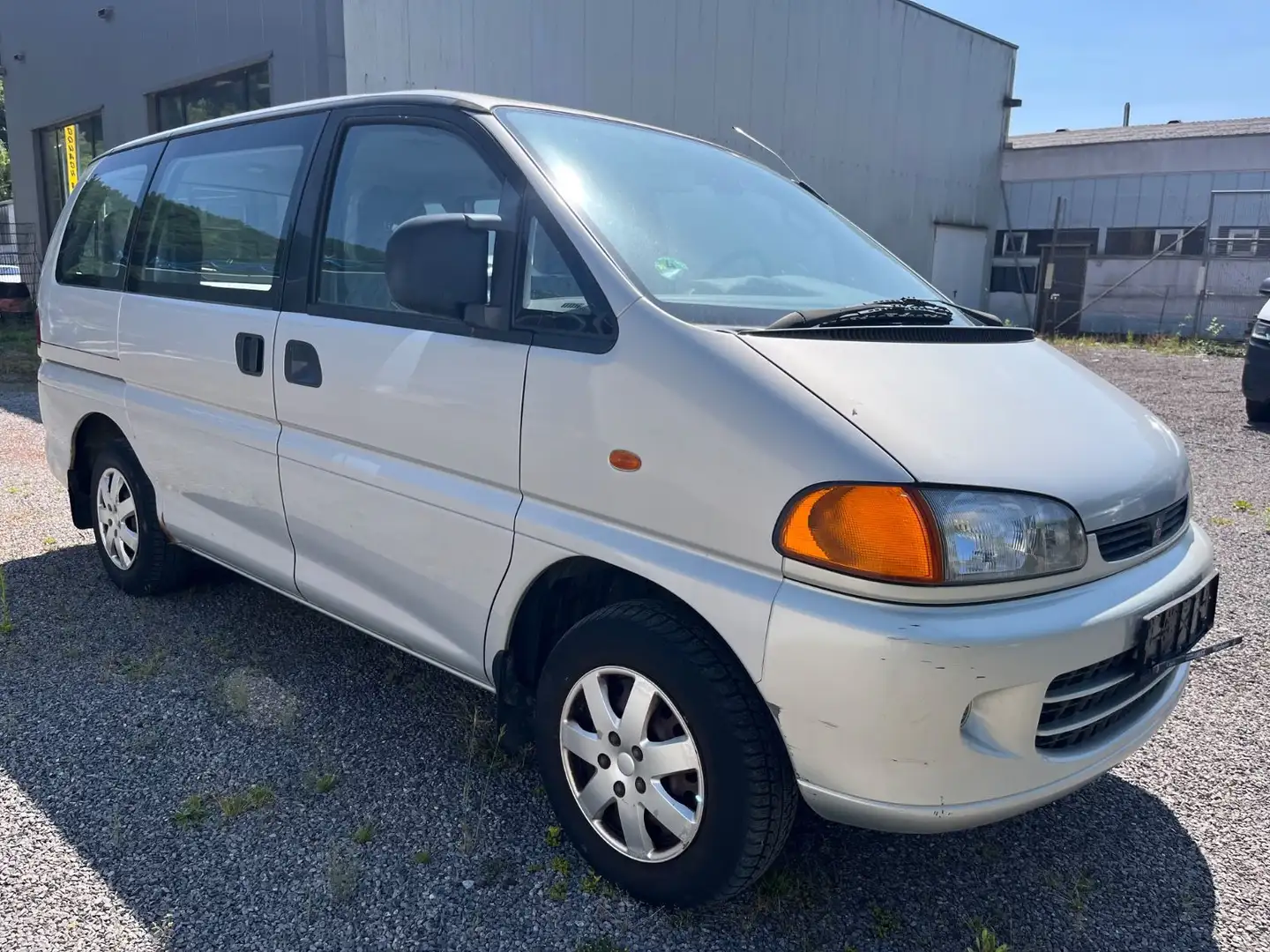 Mitsubishi Space Gear 2,0 GLX / OHNE TÜV Zilver - 2