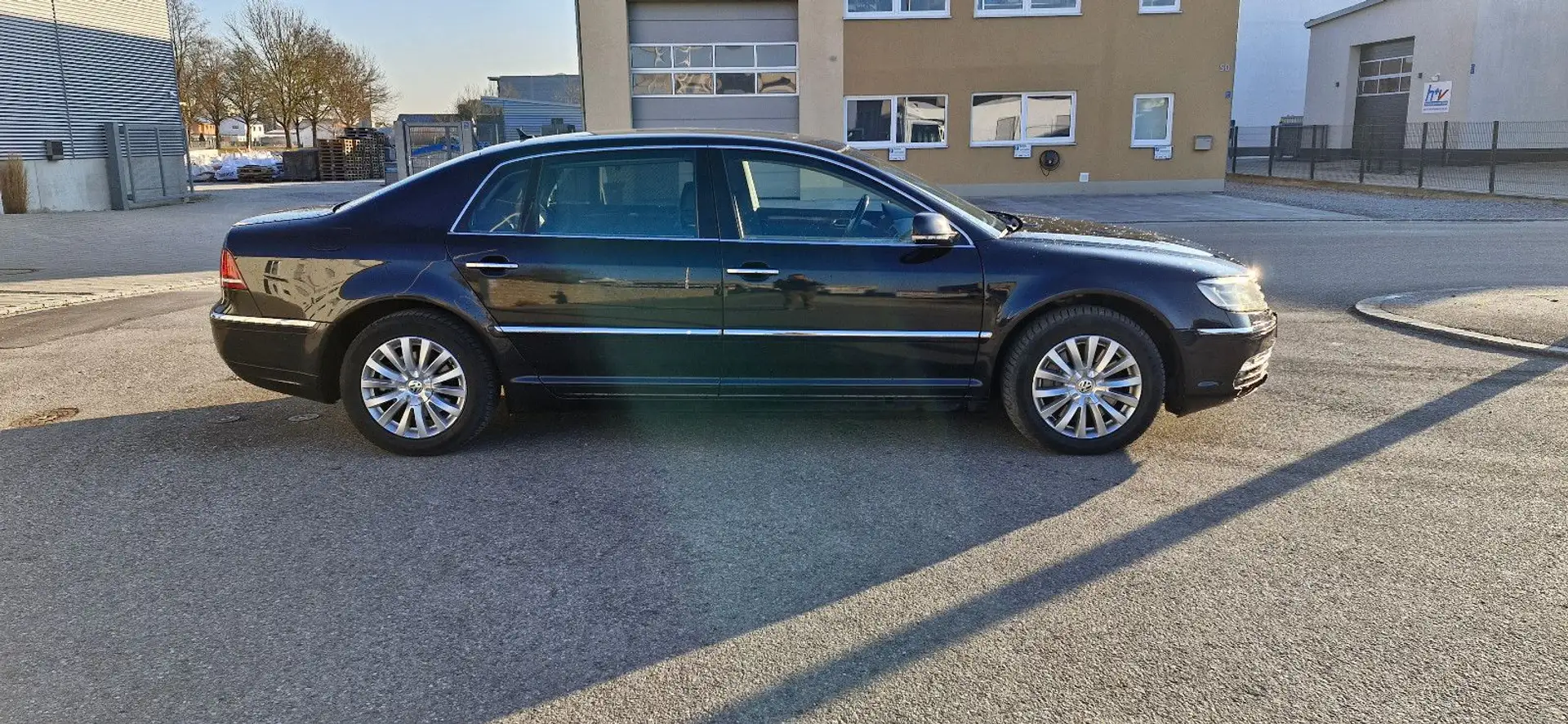 Volkswagen Phaeton V6 TDI 5-Sitzer 4Motion lang crna - 1