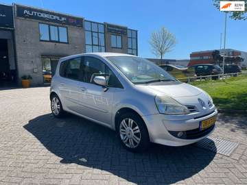 1.6-16V Dynamique Automaat Airco Pdc Electrische R