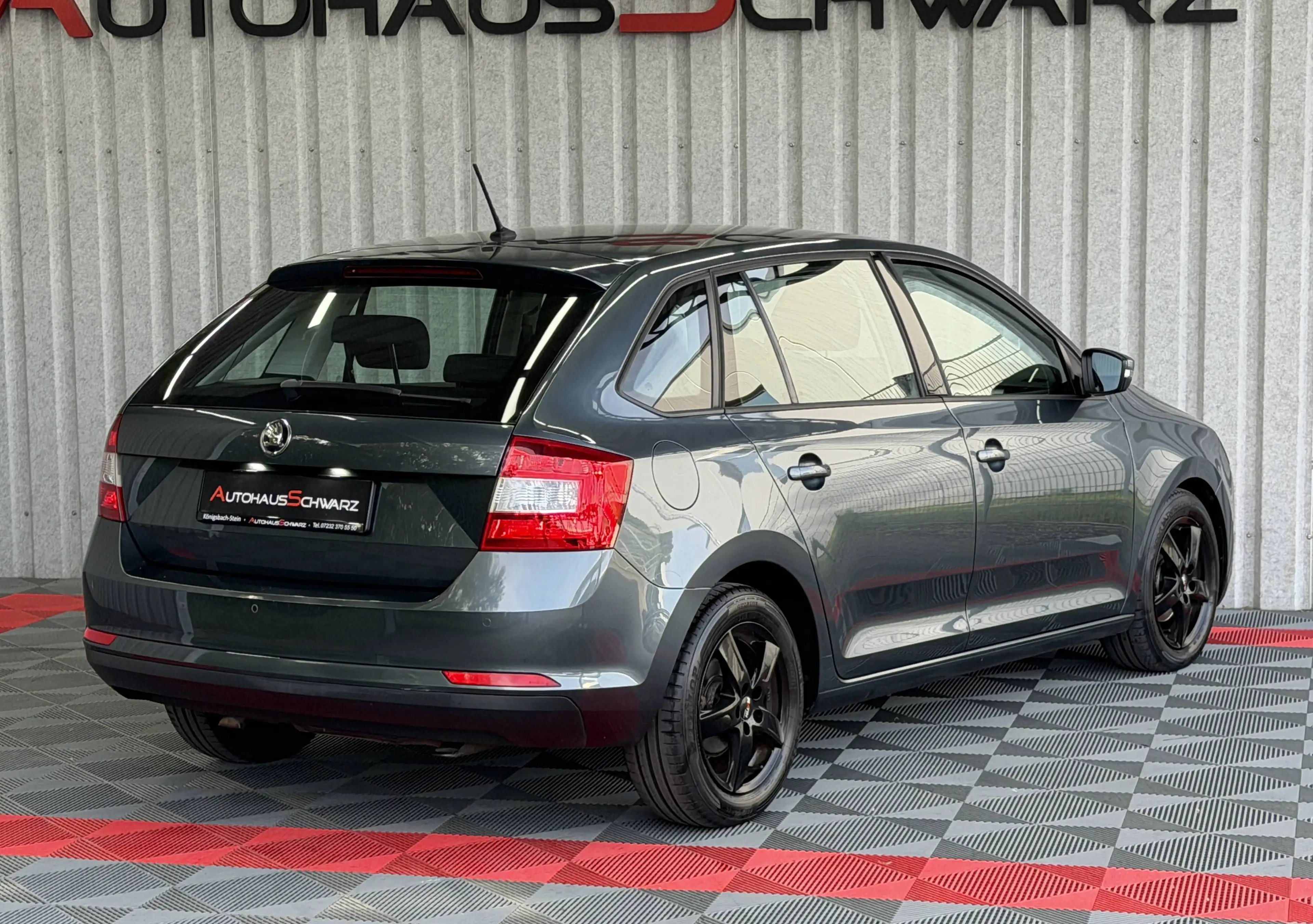 Skoda Rapid/Spaceback Rapid Ambition Aut. Tempo Klima SHZ PDC — photo 7