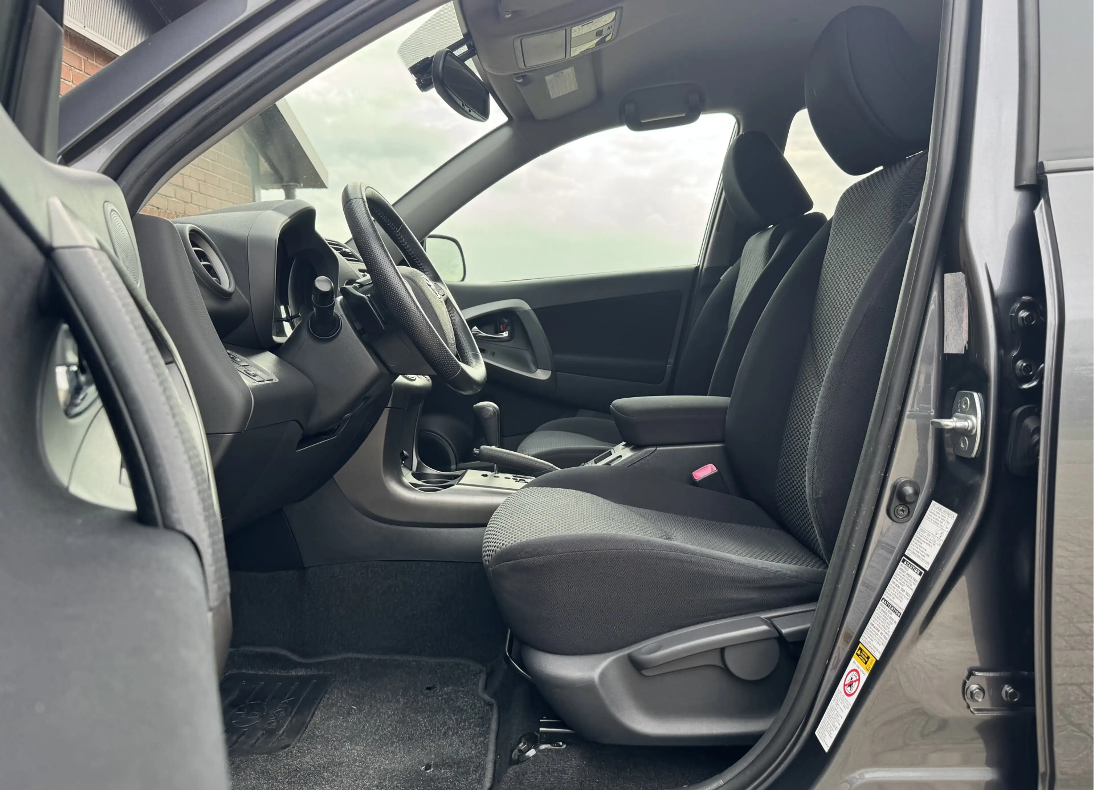 Toyota RAV4 2.0 VVTI COMFORT | NAVI! | CRUISE! | TREKHAAK! — photo 29