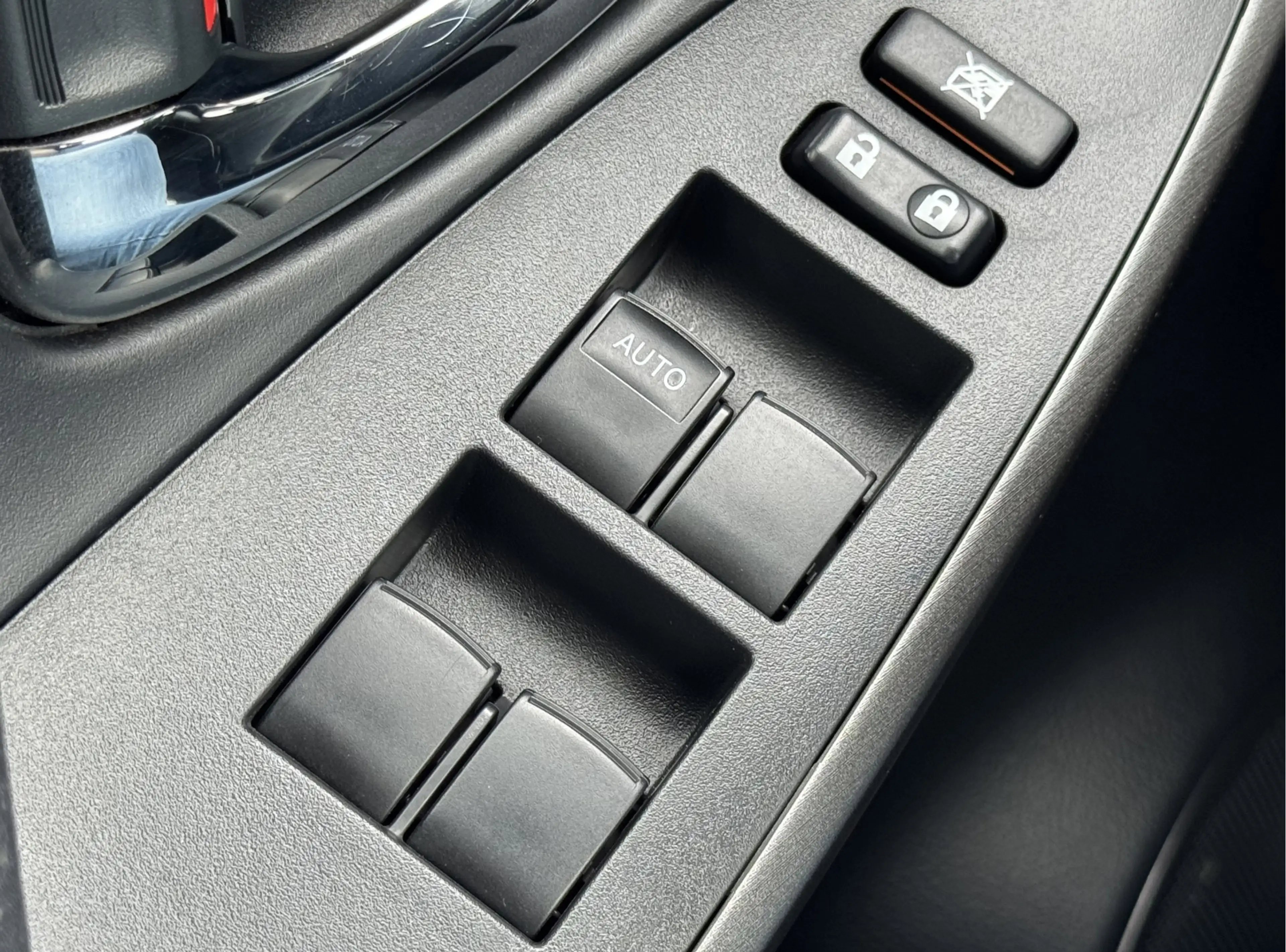 Toyota RAV4 2.0 VVTI COMFORT | NAVI! | CRUISE! | TREKHAAK! — photo 27