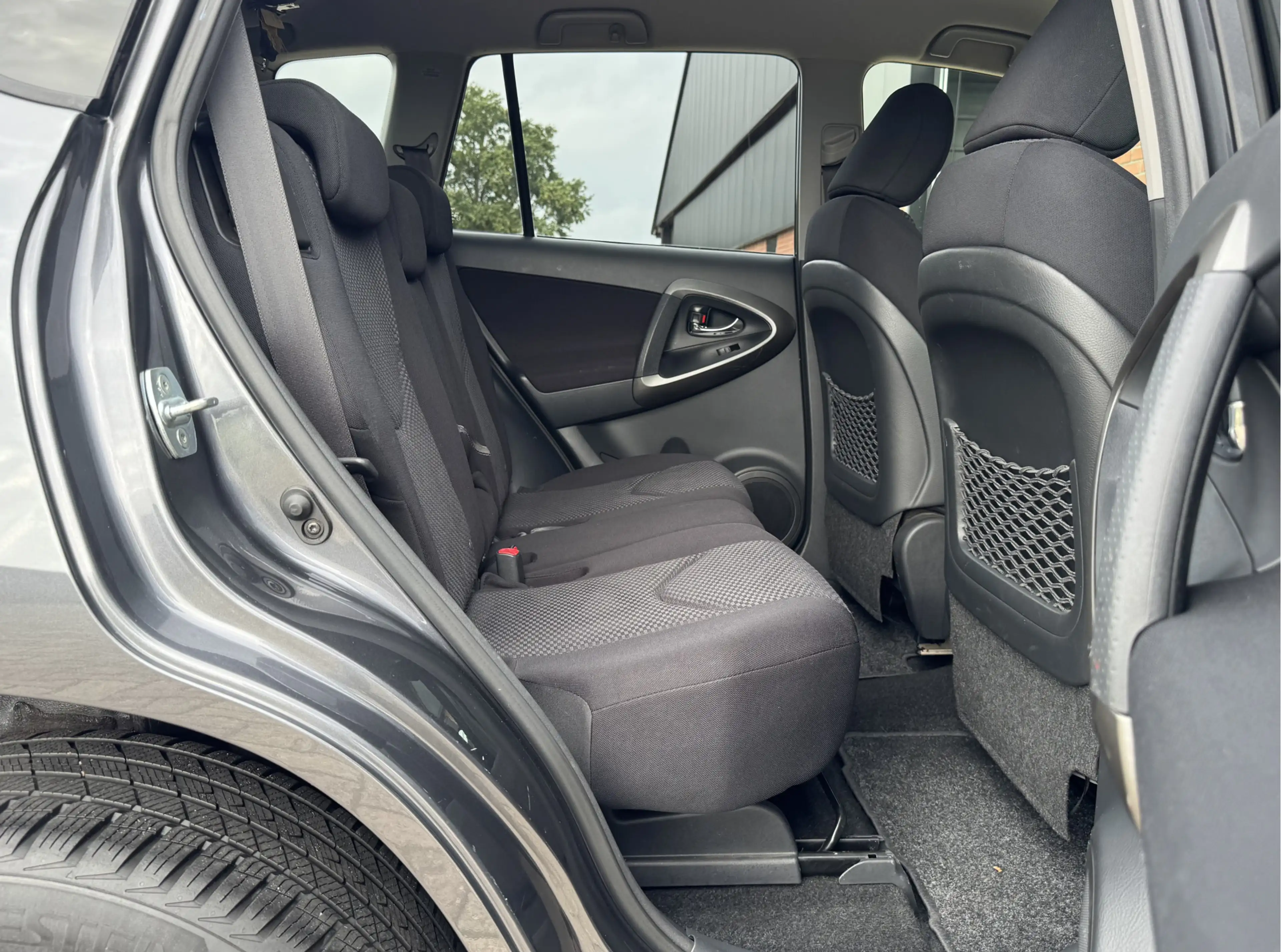 Toyota RAV4 2.0 VVTI COMFORT | NAVI! | CRUISE! | TREKHAAK! — photo 32