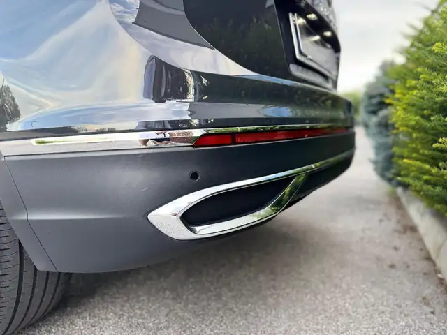 Volkswagen Tiguan view 16