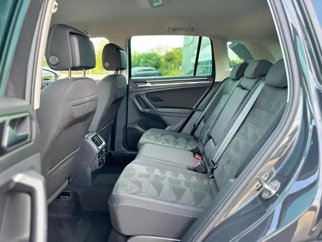 Volkswagen Tiguan view 8