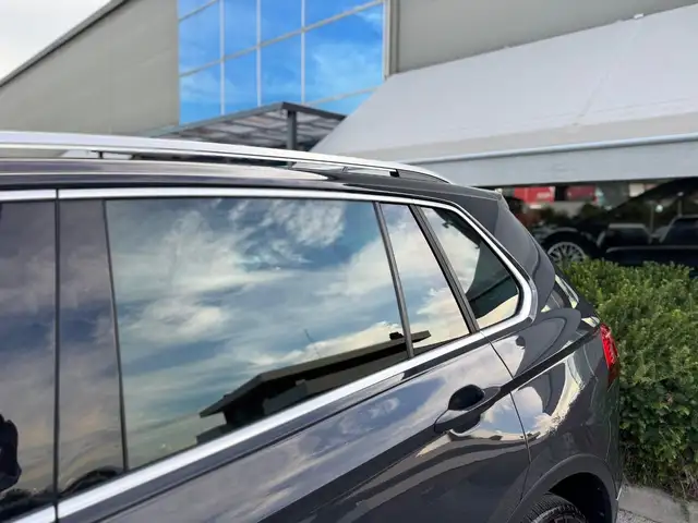Volkswagen Tiguan view 18