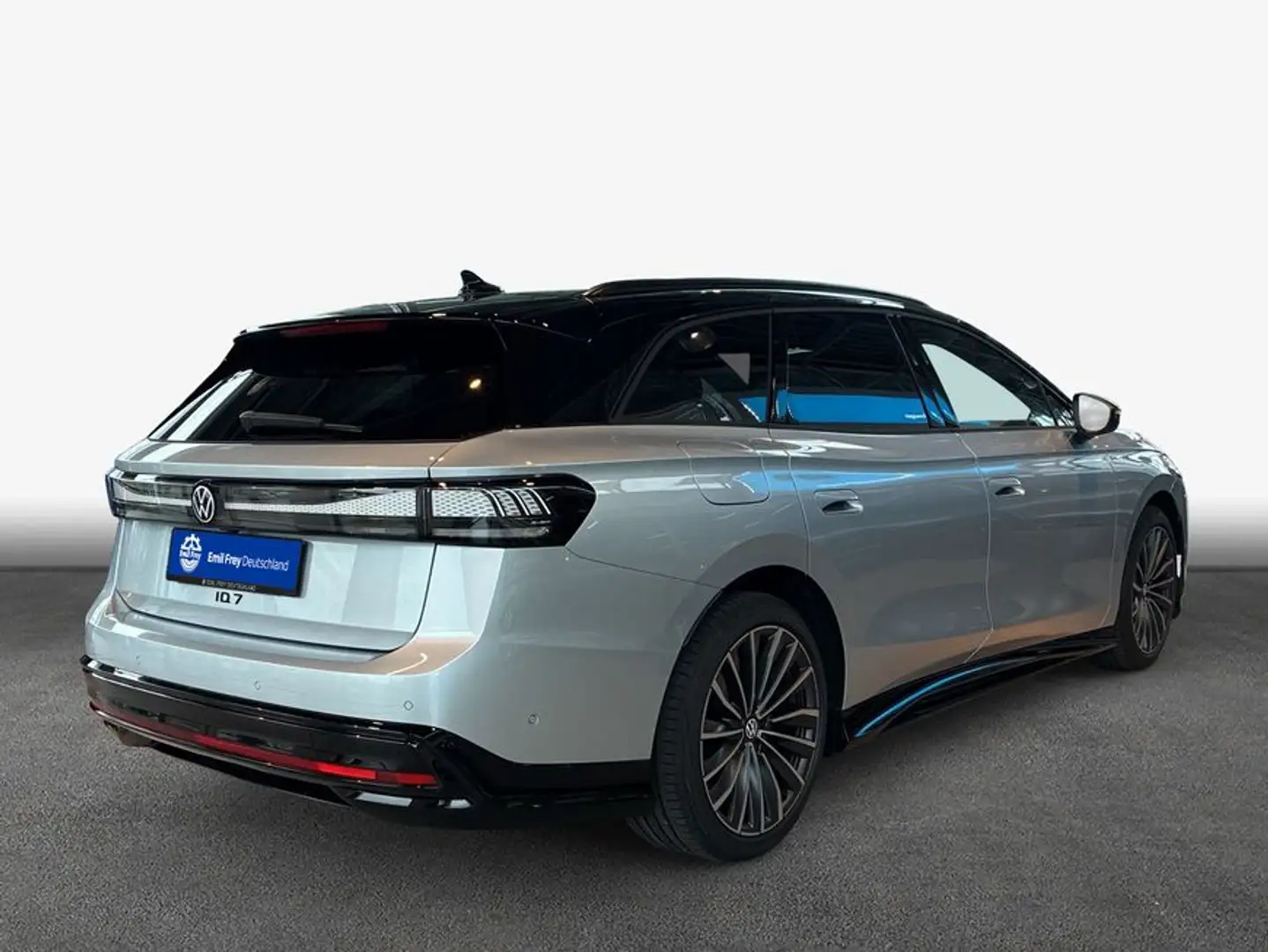 Volkswagen ID.7 Tourer Pro S 210 kW 86 kWh AHK IQ.Light Silber - 2
