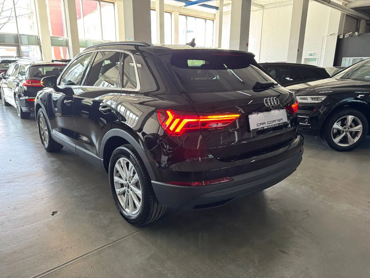 Audi Q3 45 TFSI e S-TRONIC S-LINE ACC VIRTUAL LED KAM Noir - 2