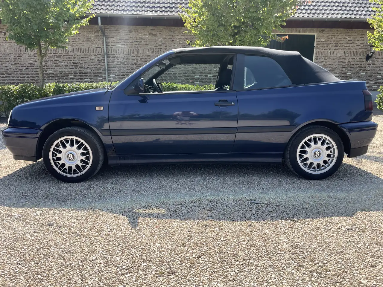Volkswagen Golf Cabriolet Rollingstone 1.8, foto 2