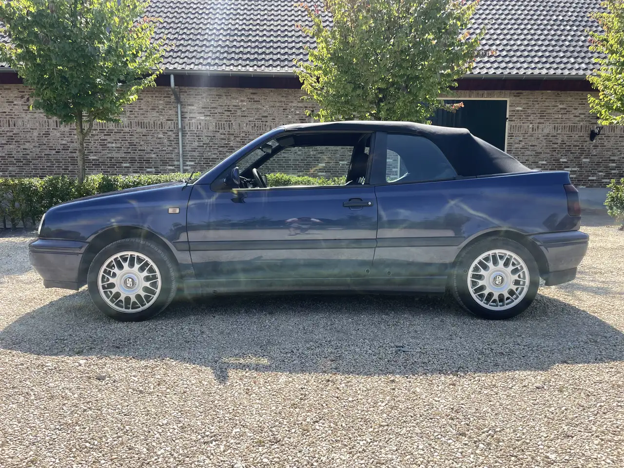 Volkswagen Golf Cabriolet Rollingstone 1.8, foto 3