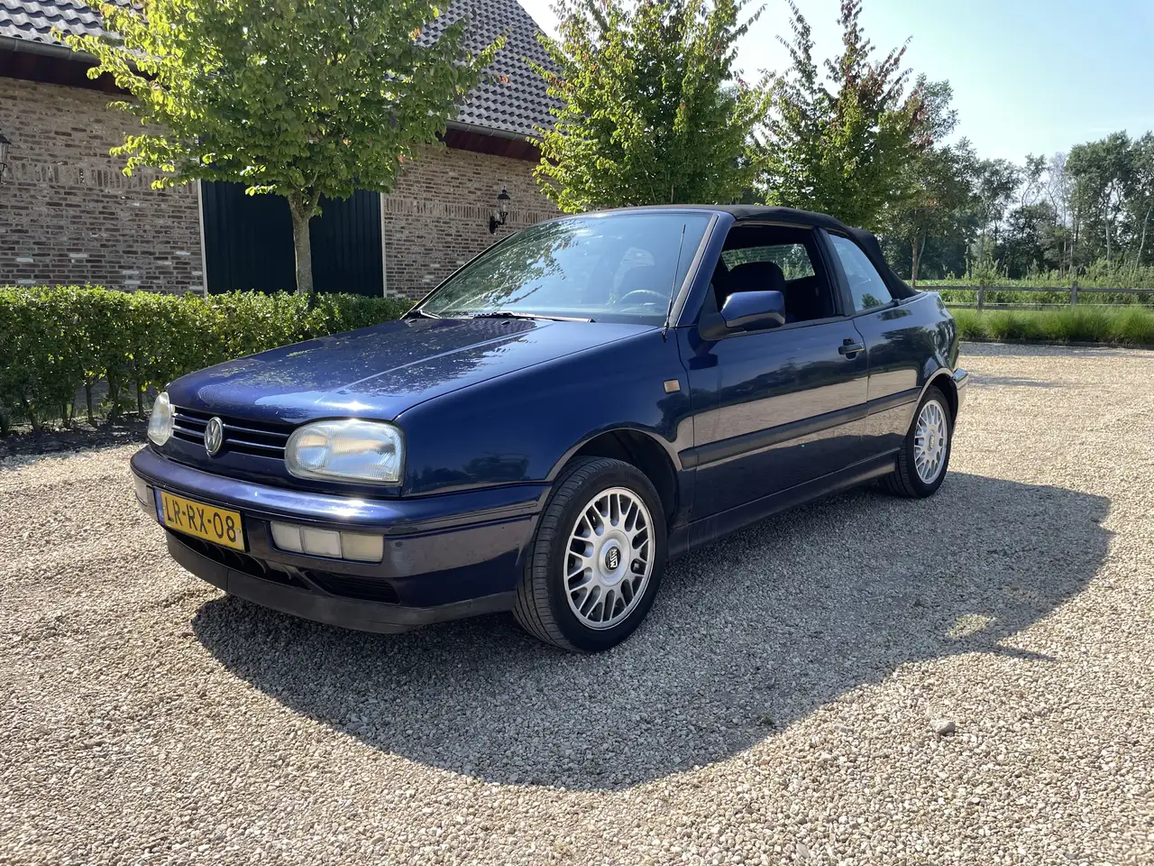 Volkswagen Golf Cabriolet Rollingstone 1.8, foto 1