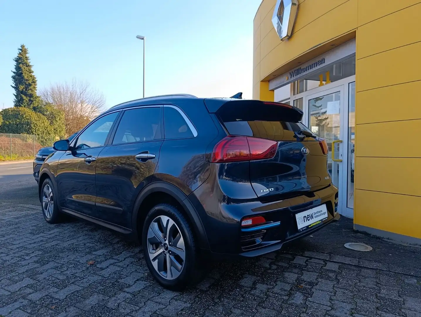 Kia Niro e-Niro Vision 1. Hand Blau - 2