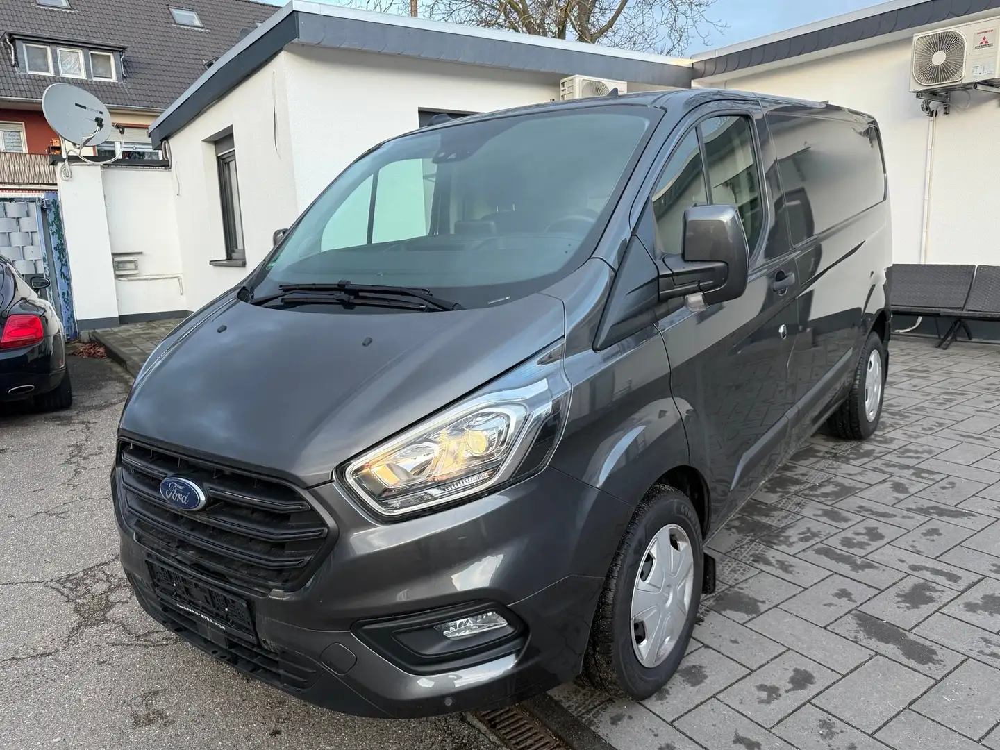 Ford Transit Custom 280 L1 Trend Automatik 2xFlügeltüren Hinten Grau - 1