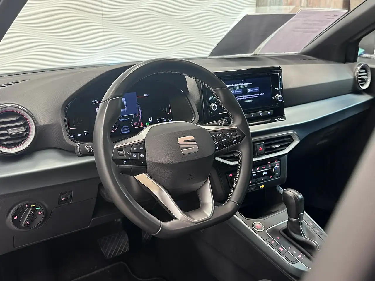SEAT Arona 1.0 TSI*AUT*CARPLAY*CAMERA*ADAPT-CRUISE*, миниатюра 14