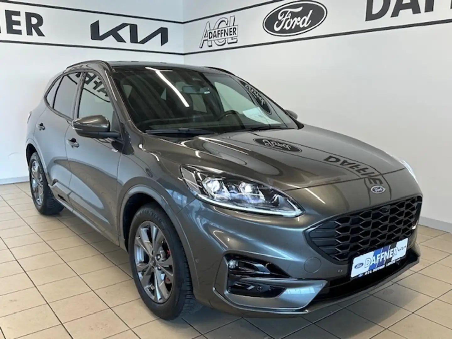 Ford Kuga ST-Line X 1.5 EcoBoost EU6d Grau - 1