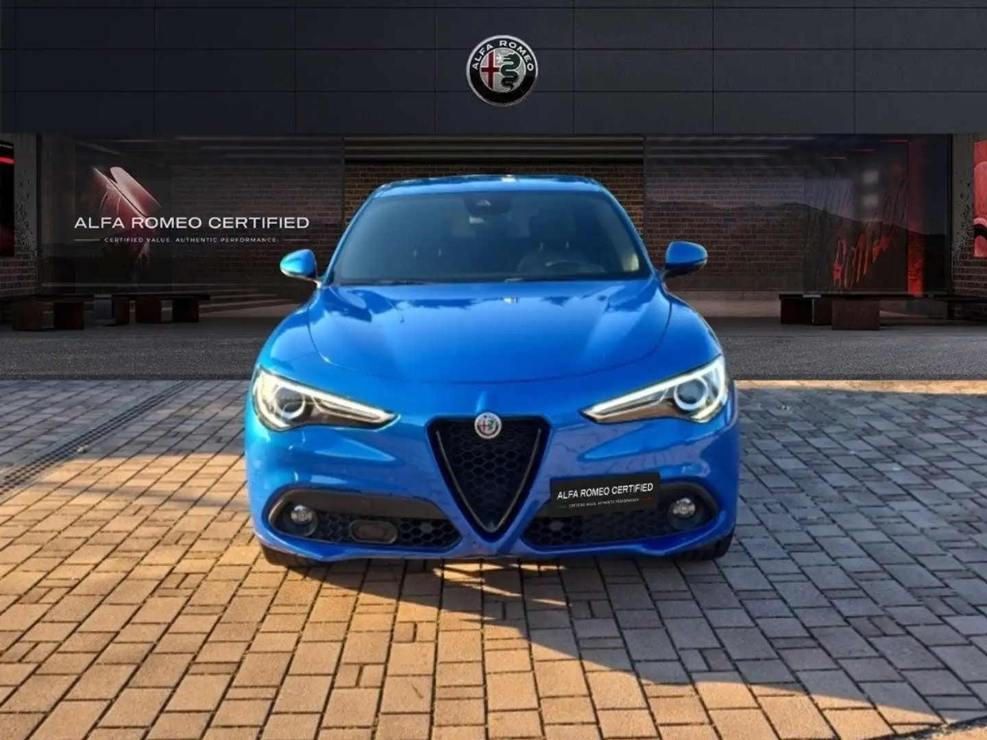 Alfa Romeo Stelvio STELVIO MY21 2200 MJT 210CV VELOCE Bleu - 2