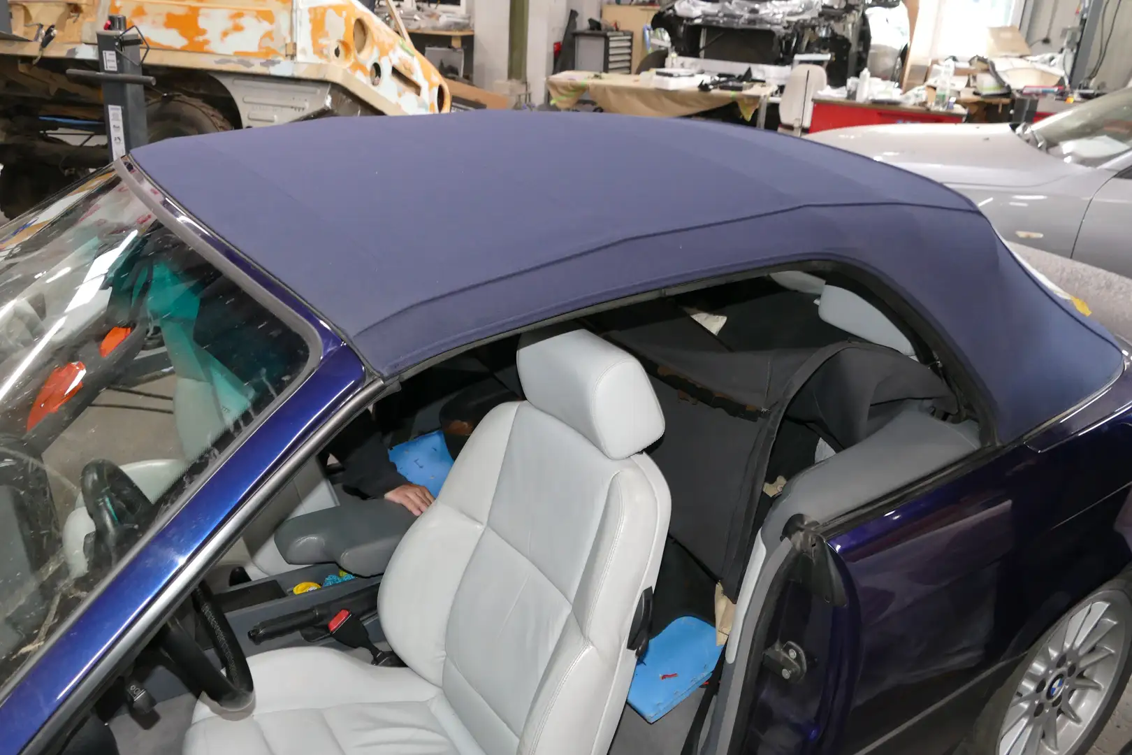BMW 328 328i Blau - 1