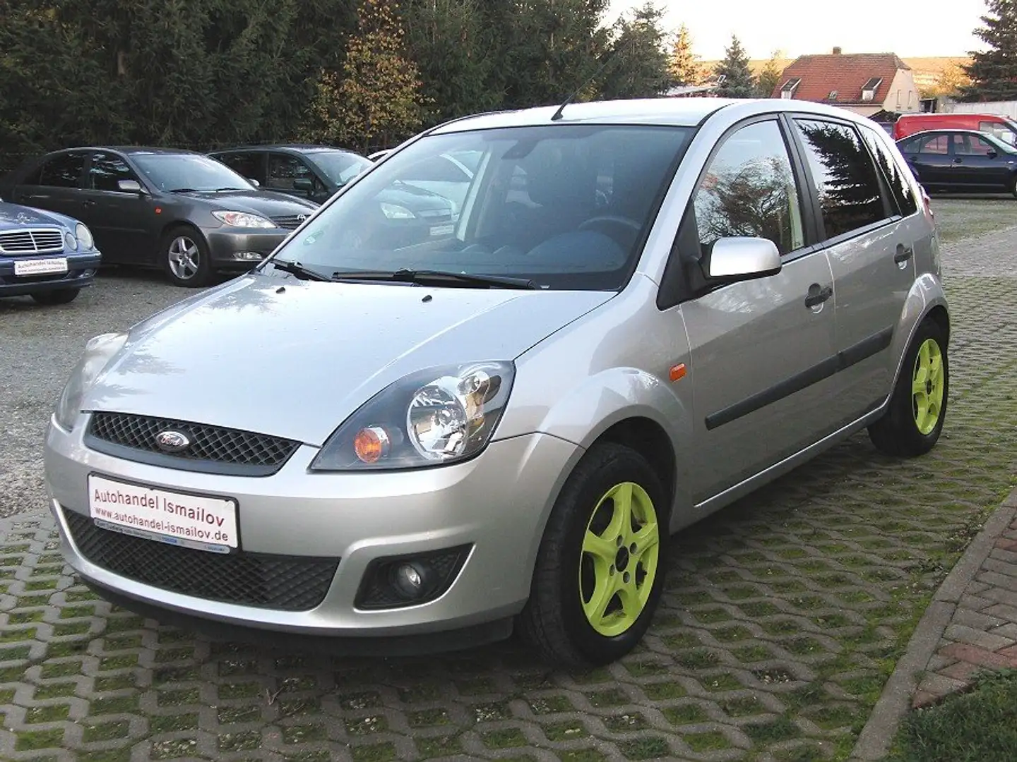 Ford Fiesta 1.4 Klima Silber - 1