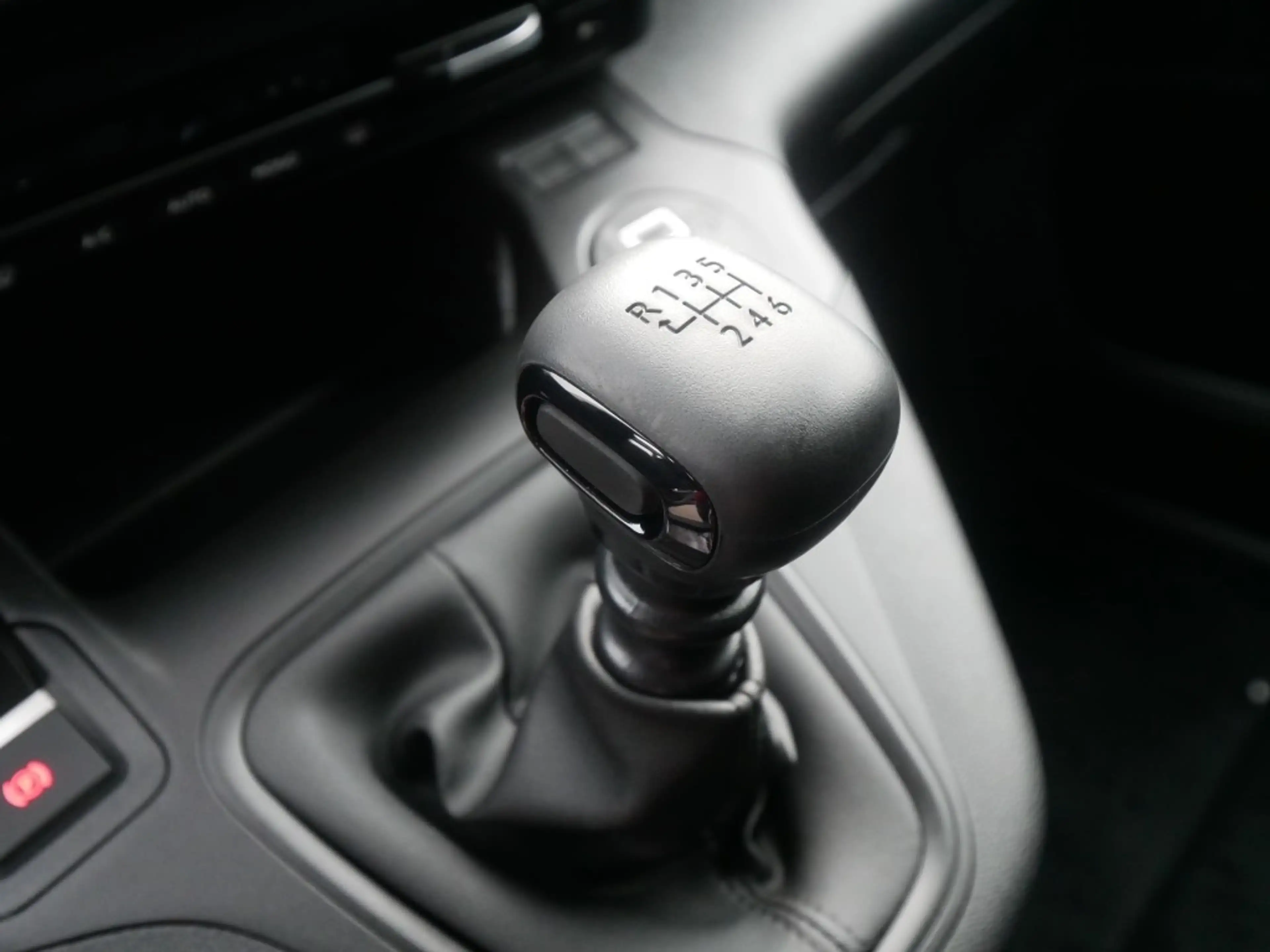 Fiat Doblo KOMBI N1 M L1 1.5 BLUEHDI 130PS MT6 COMFORT TECHNO — photo 11