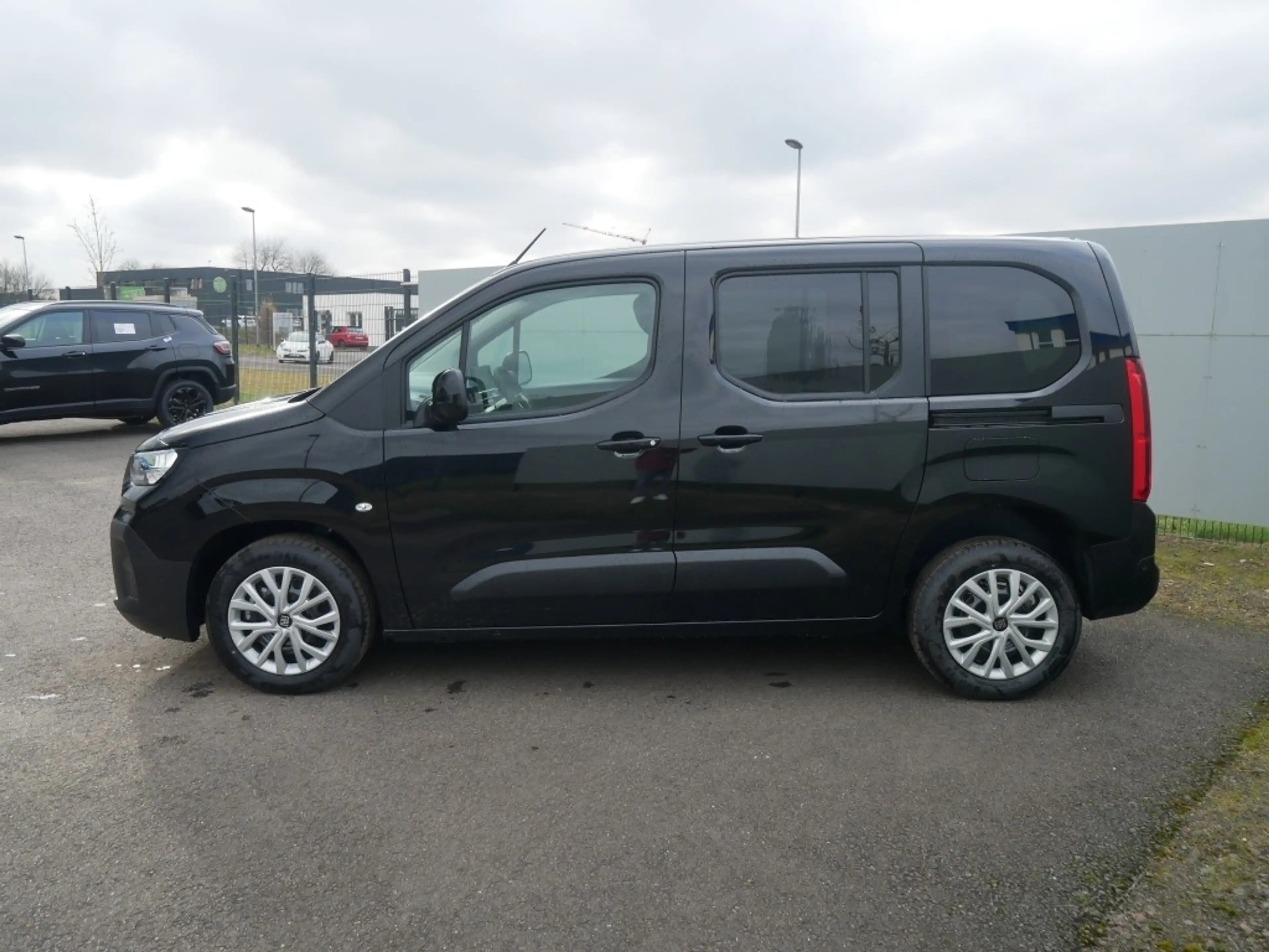 Fiat Doblo KOMBI N1 M L1 1.5 BLUEHDI 130PS MT6 COMFORT TECHNO — photo 6