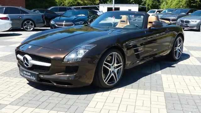 Mercedes-Benz SLS Roadster Dt.-Fzg. MB-SH tolle Farbkombi