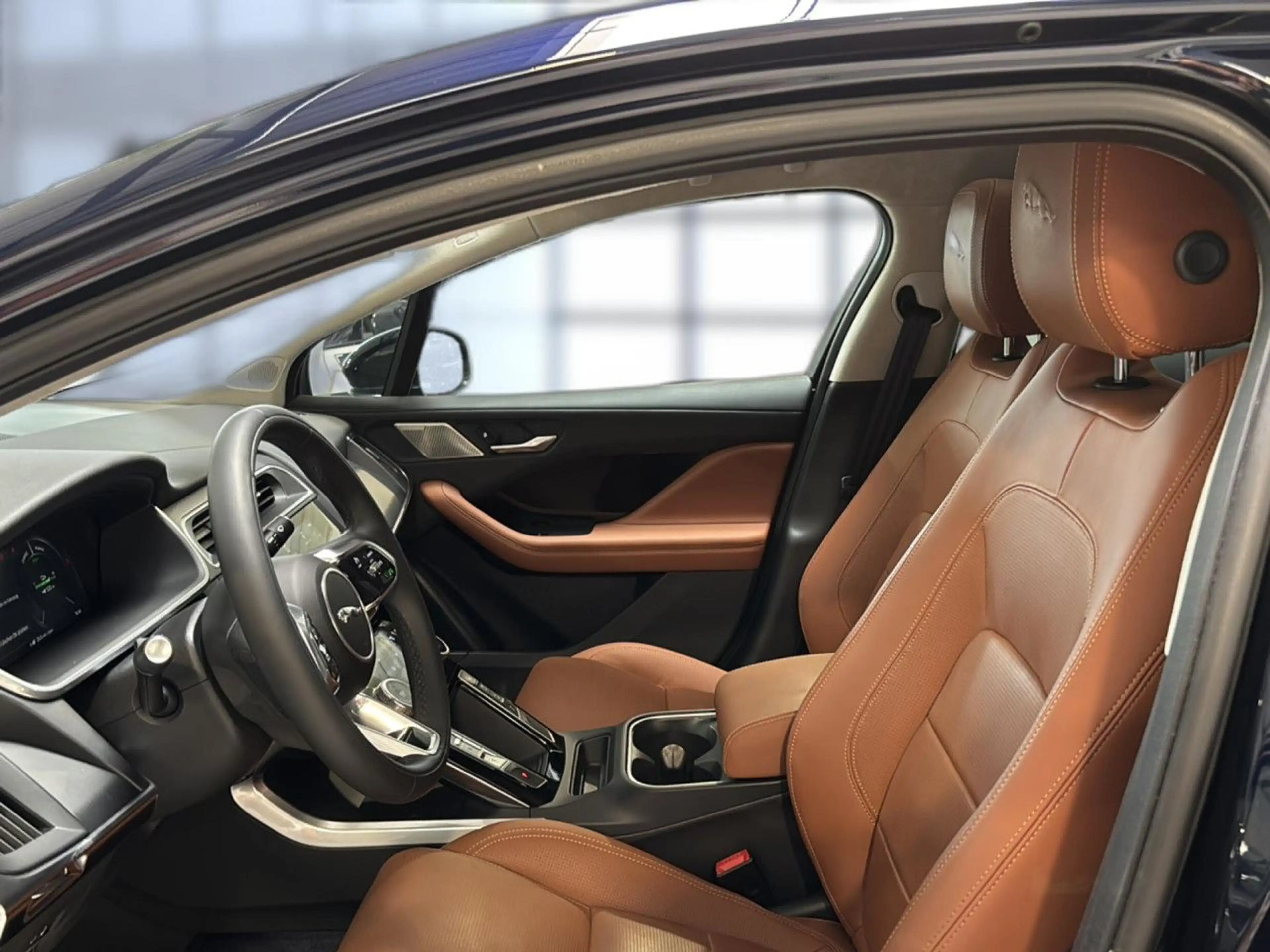 Jaguar I-Pace R-Dynamic HSE Bluetooth Head Up Display LED — photo 10
