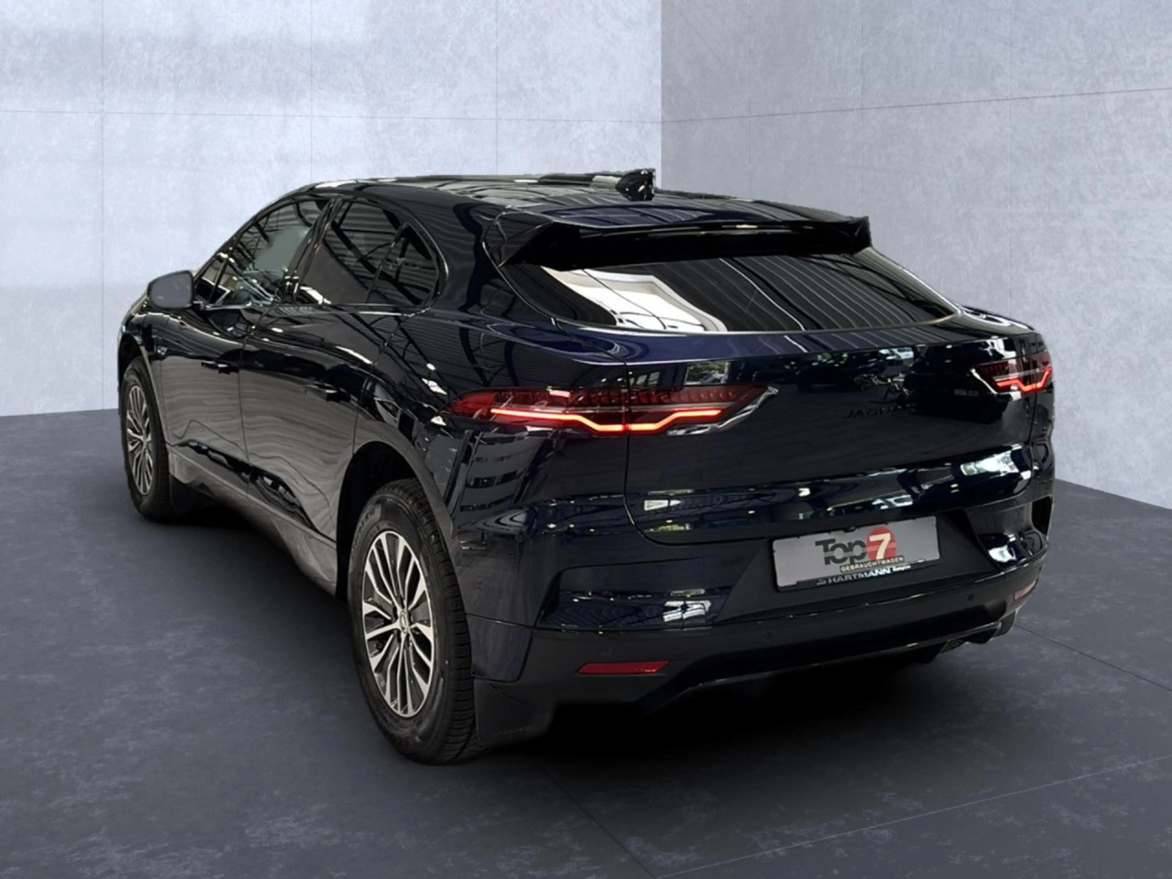 Jaguar I-Pace R-Dynamic HSE Bluetooth Head Up Display LED — photo 4