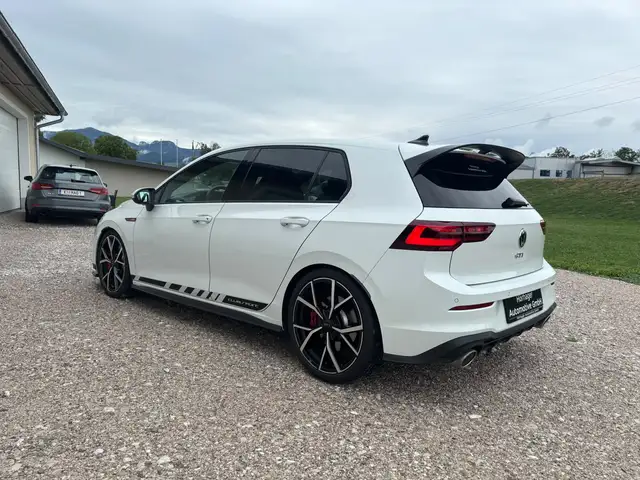 Volkswagen Golf view 10