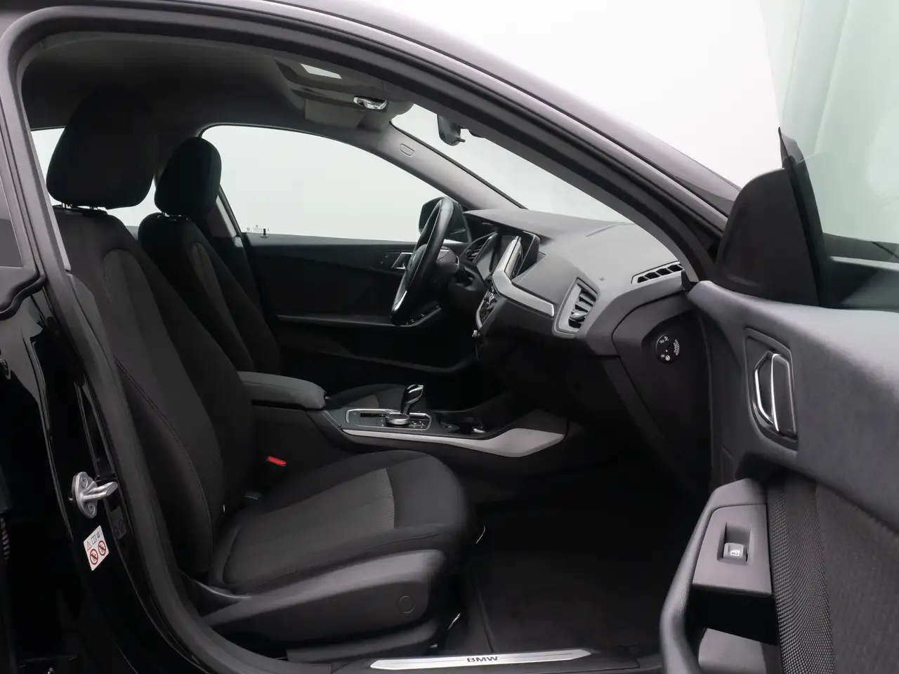 BMW 218 DAB GeschwindigReg PDC CockpitPr, миниатюра 24