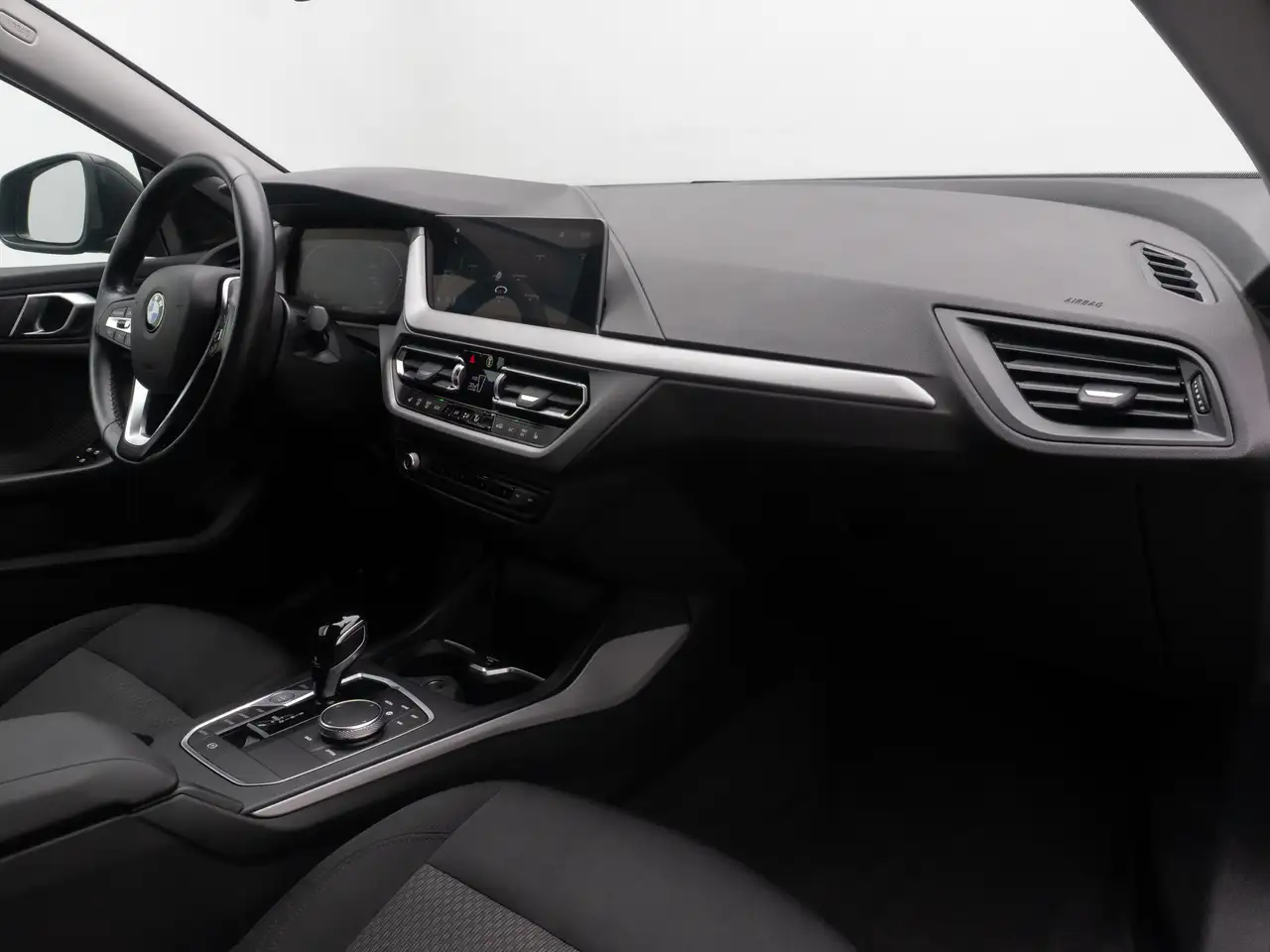 BMW 218 DAB GeschwindigReg PDC CockpitPr, миниатюра 23