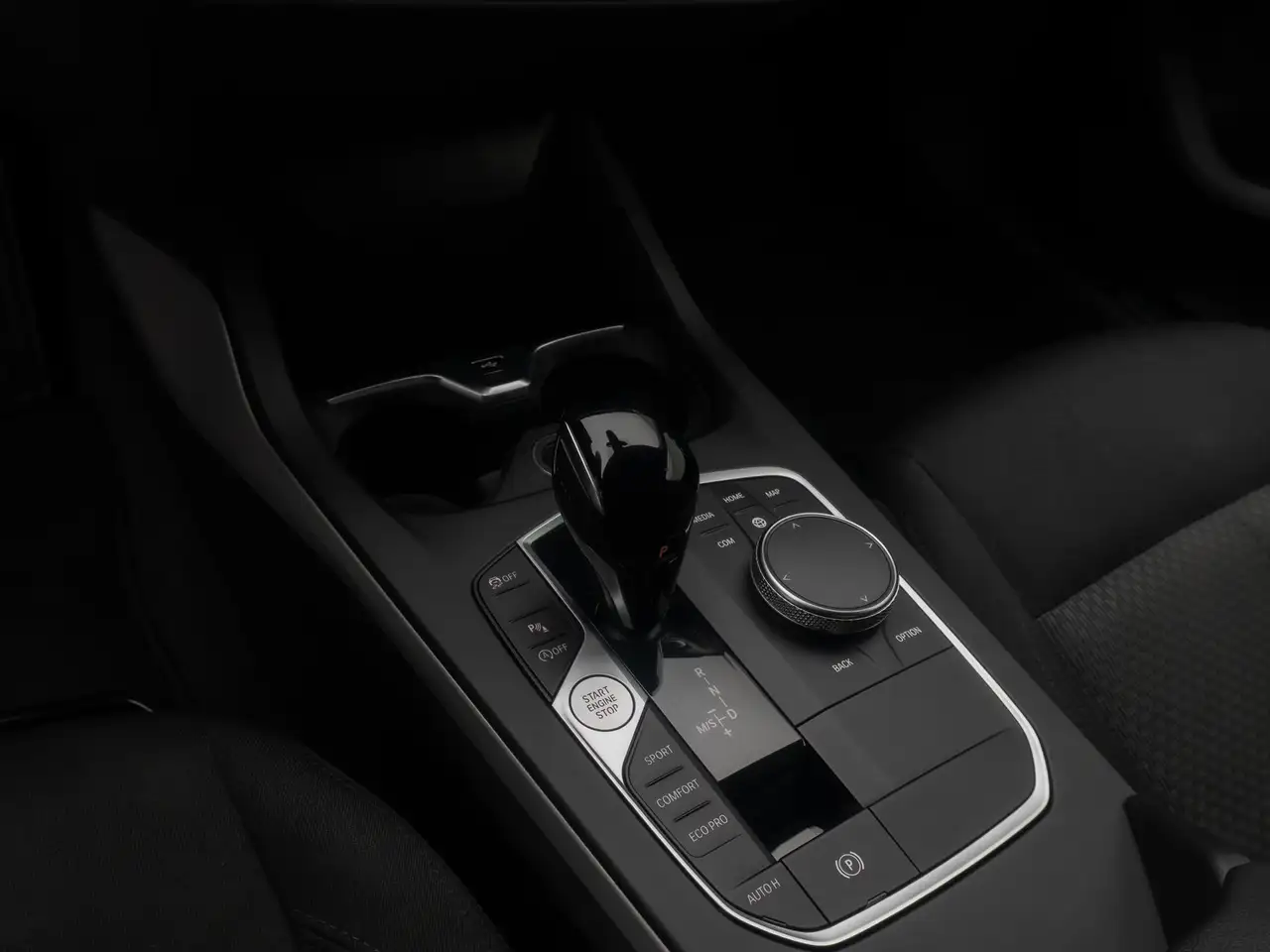 BMW 218 DAB GeschwindigReg PDC CockpitPr, миниатюра 22