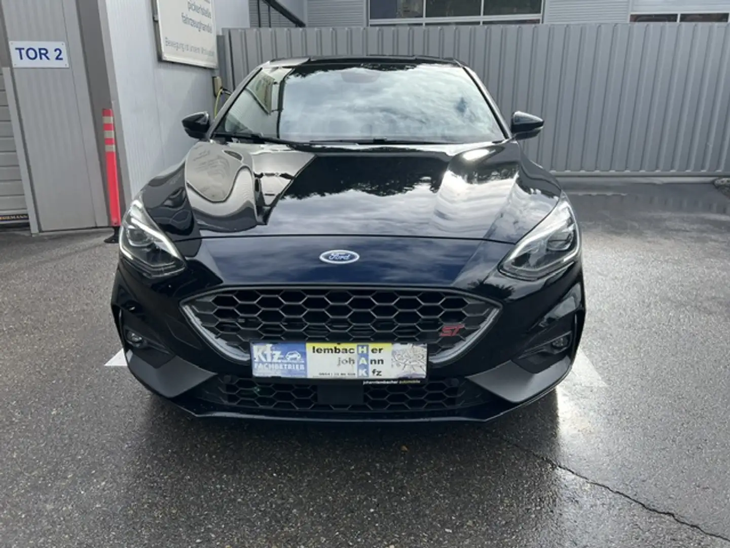 Ford Focus ST Schwarz - 2