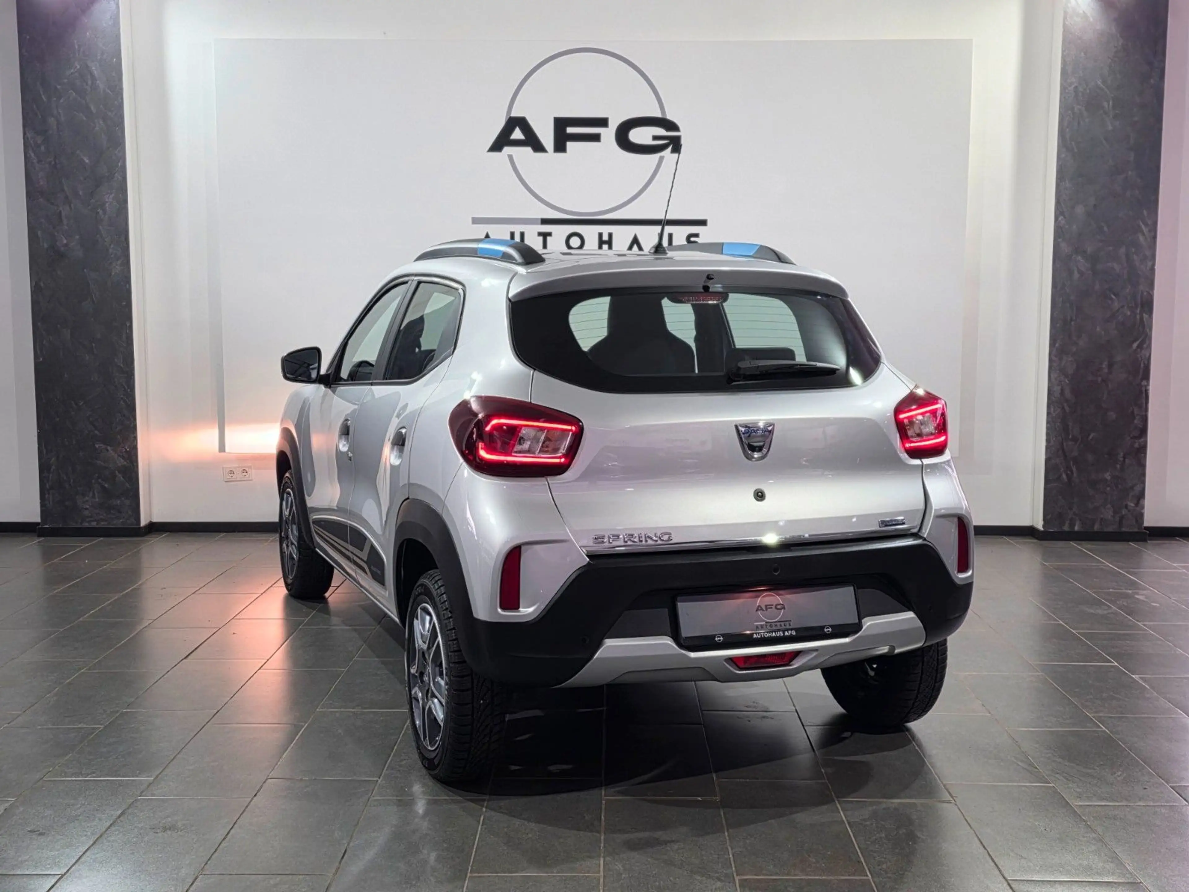 Dacia Spring Electric Comfort*NAVI*KAMERA*CARPLAY* — photo 7