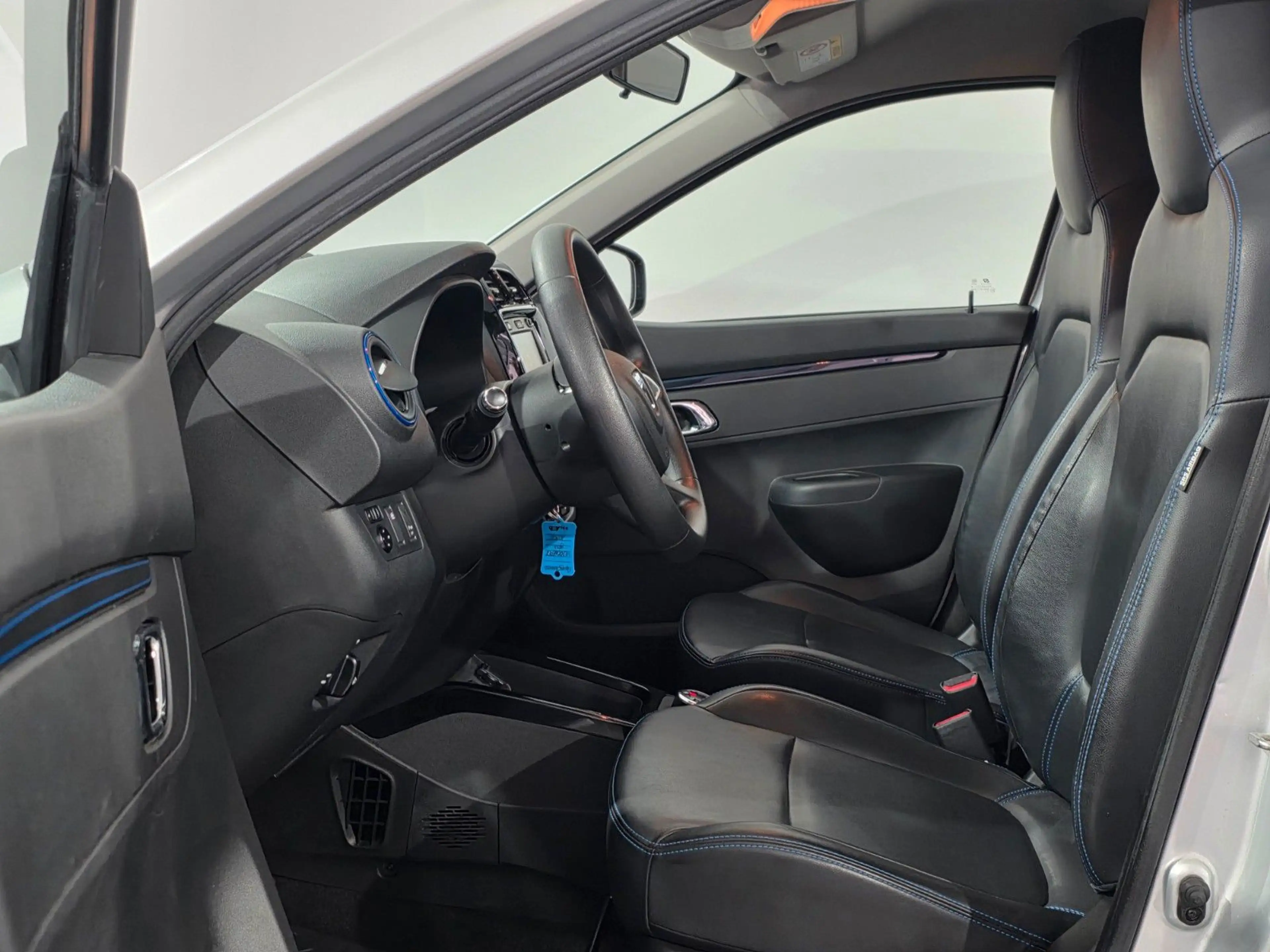 Dacia Spring Electric Comfort*NAVI*KAMERA*CARPLAY* — photo 12