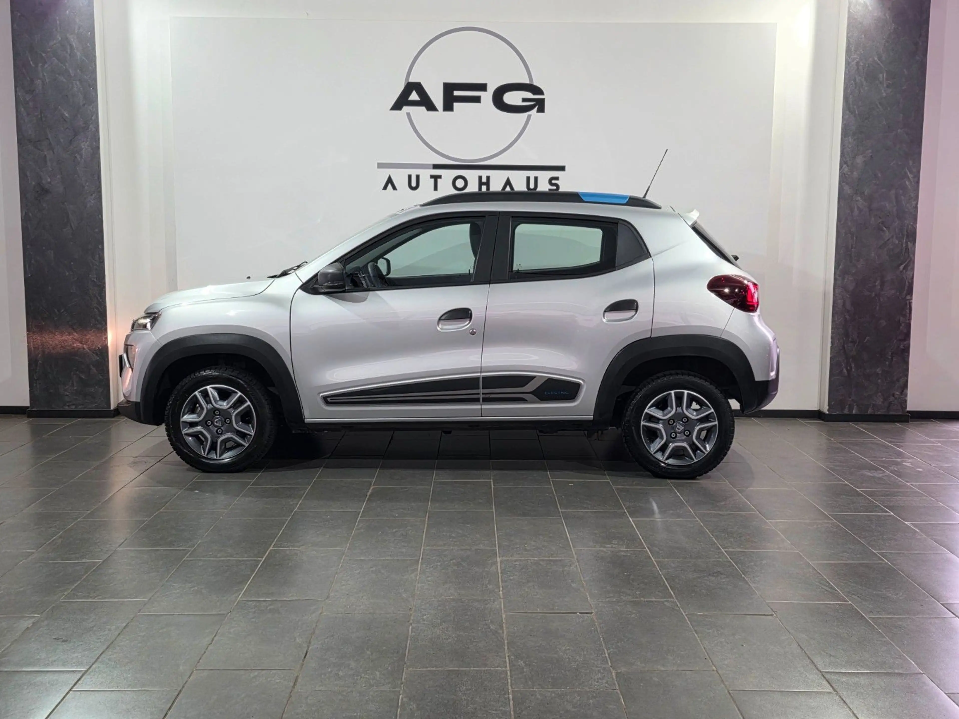 Dacia Spring Electric Comfort*NAVI*KAMERA*CARPLAY* — photo 8