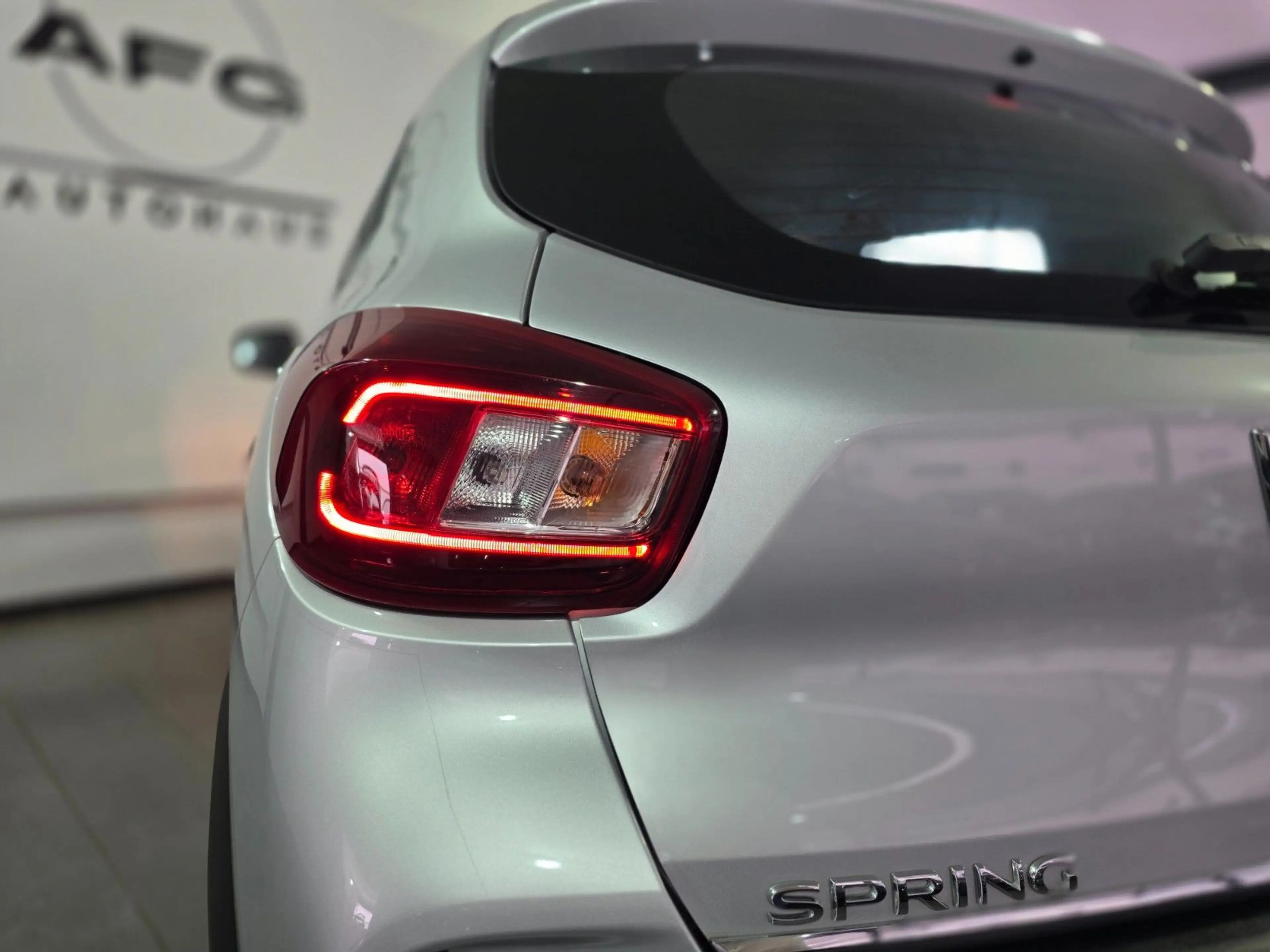 Dacia Spring Electric Comfort*NAVI*KAMERA*CARPLAY* — photo 11