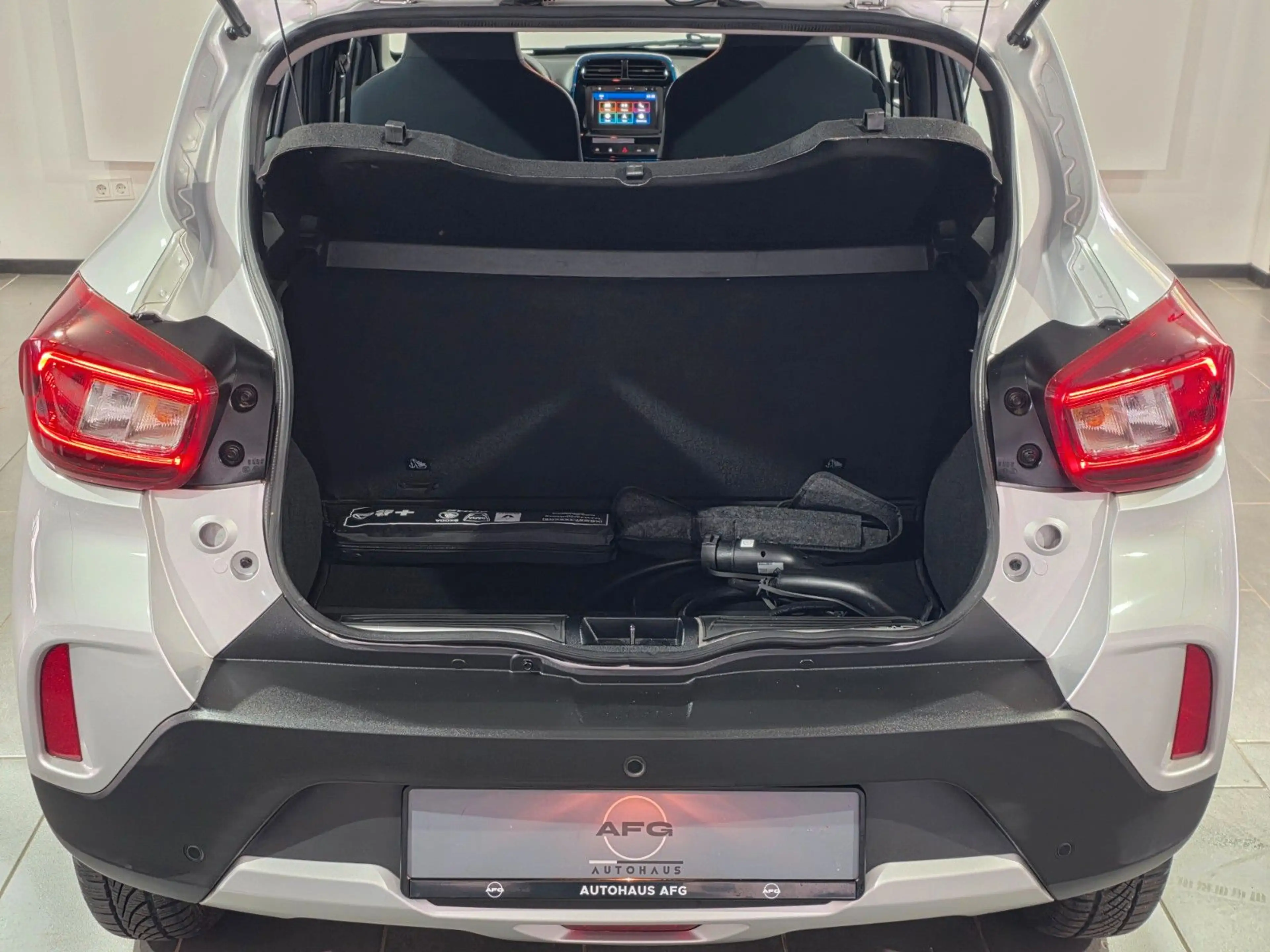 Dacia Spring Electric Comfort*NAVI*KAMERA*CARPLAY* — photo 10