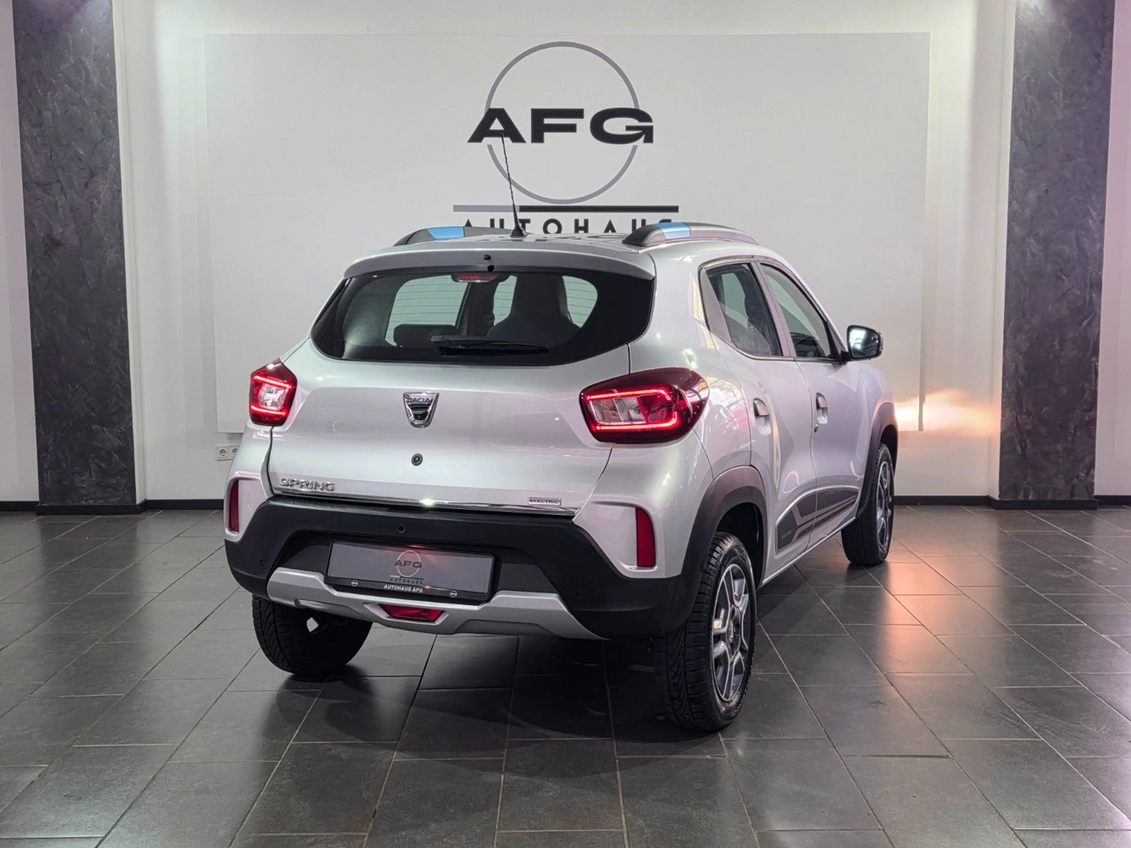 Dacia Spring Electric Comfort*NAVI*KAMERA*CARPLAY* — photo 5