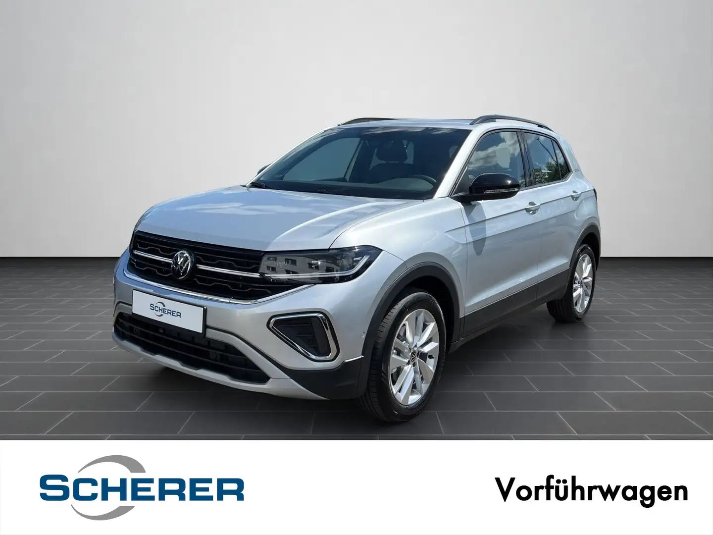 Volkswagen T-Cross Life 1.0 l TSI 116 PS DSG7 Silber - 1