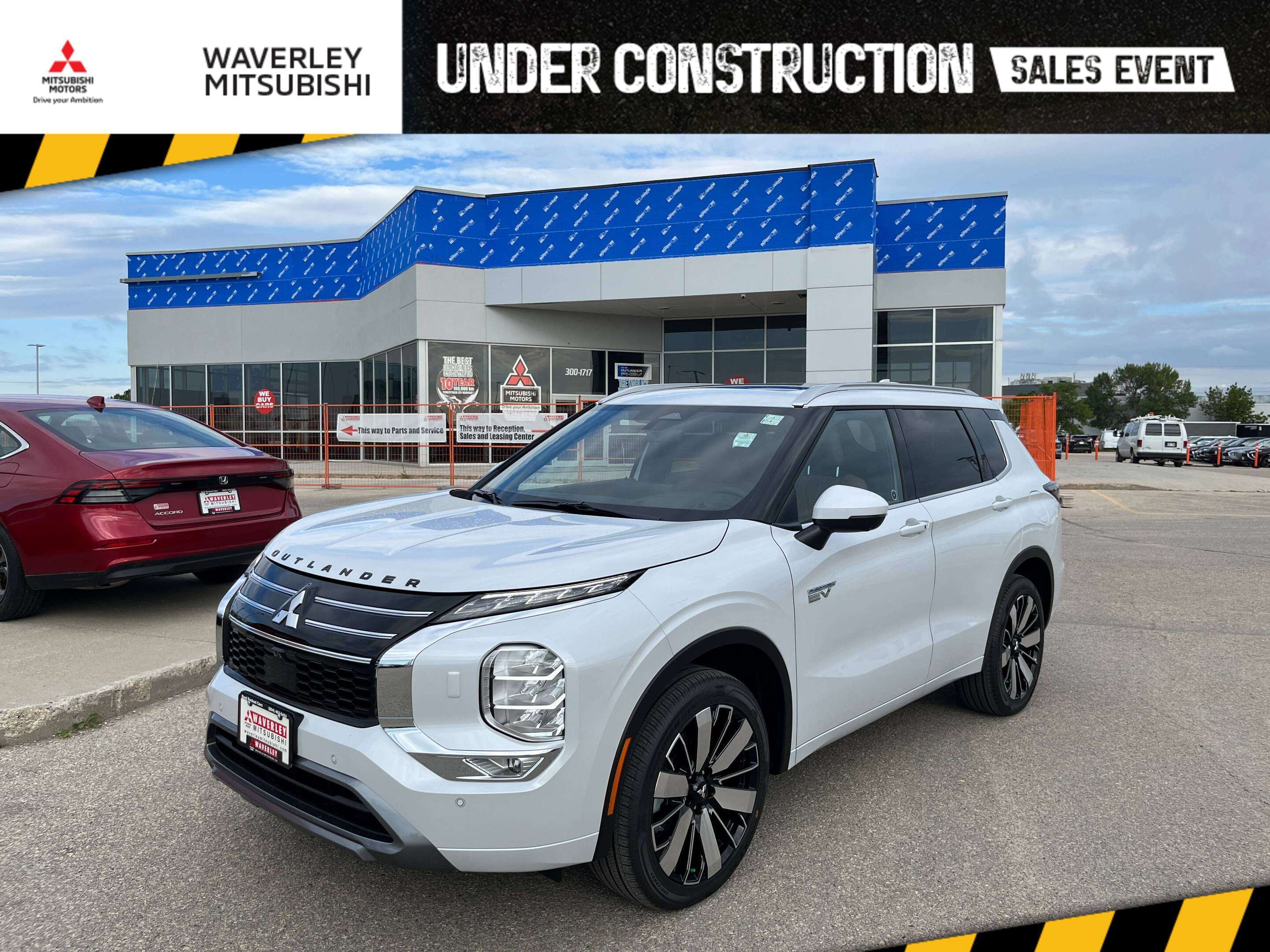 White 2026 Mitsubishi Outlander Hybrid Plug-in SUV / Crossover  1-Speed Automatic